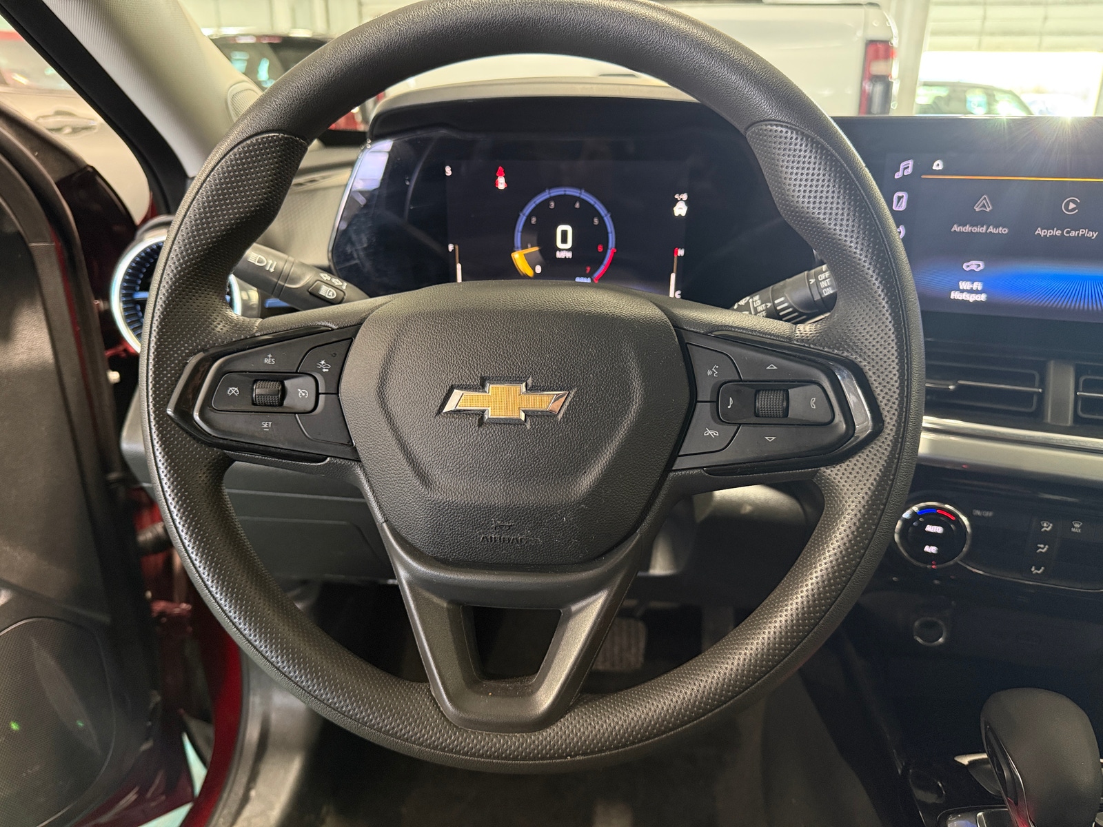 Thumbnail: 2025 Chevrolet Trax - 5