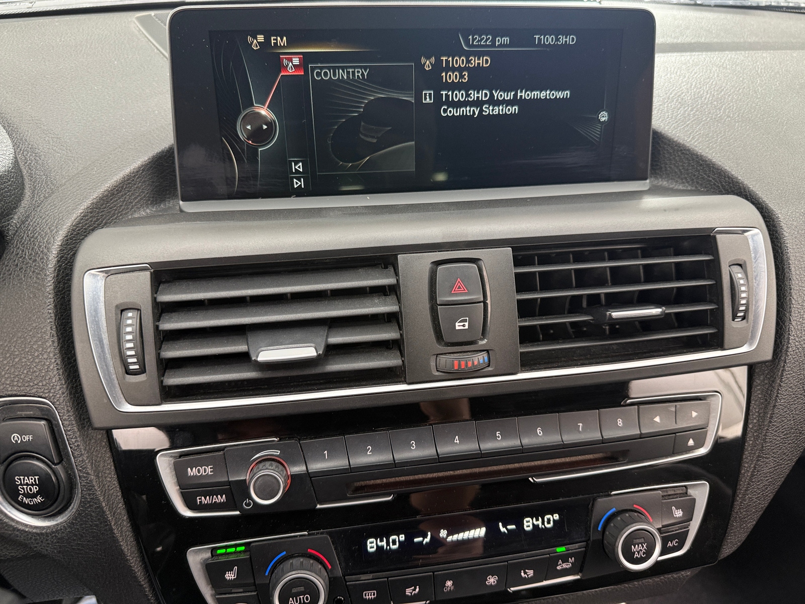 Thumbnail: 2015 BMW 2 Series - 3