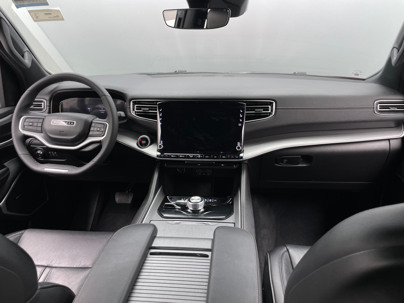 Thumbnail: 2025 Jeep Wagoneer - 2