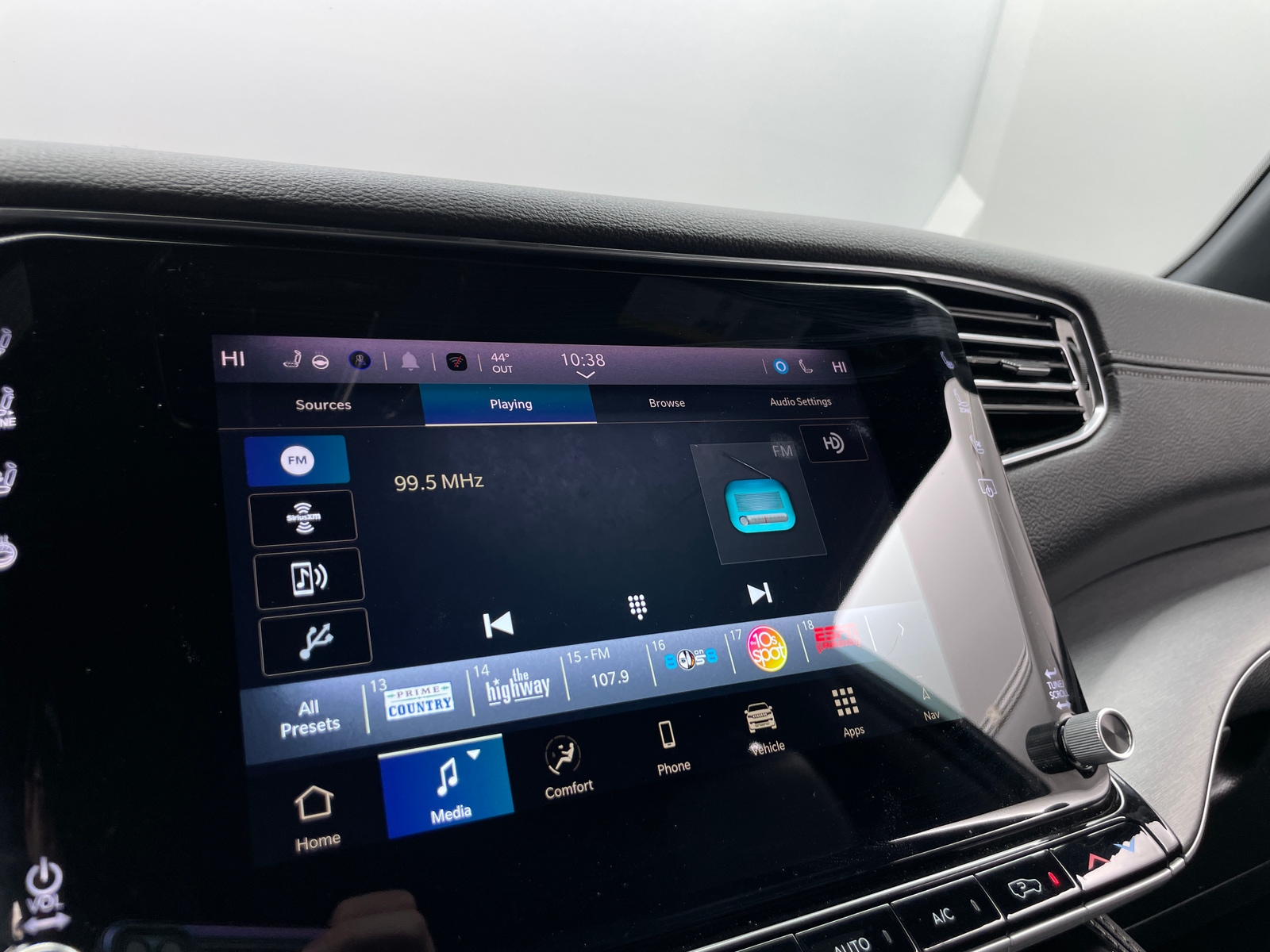 Thumbnail: 2025 Jeep Wagoneer - 3