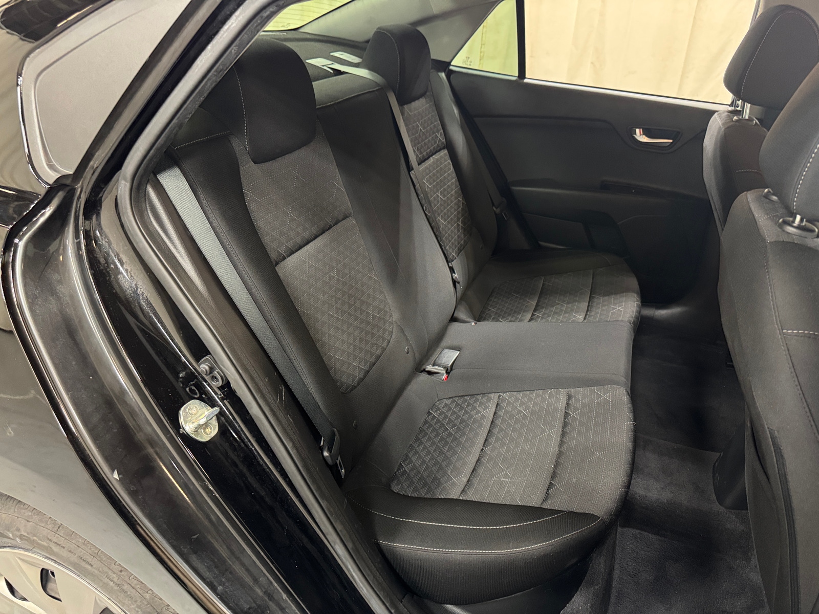 Thumbnail: 2019 Kia Rio - 6