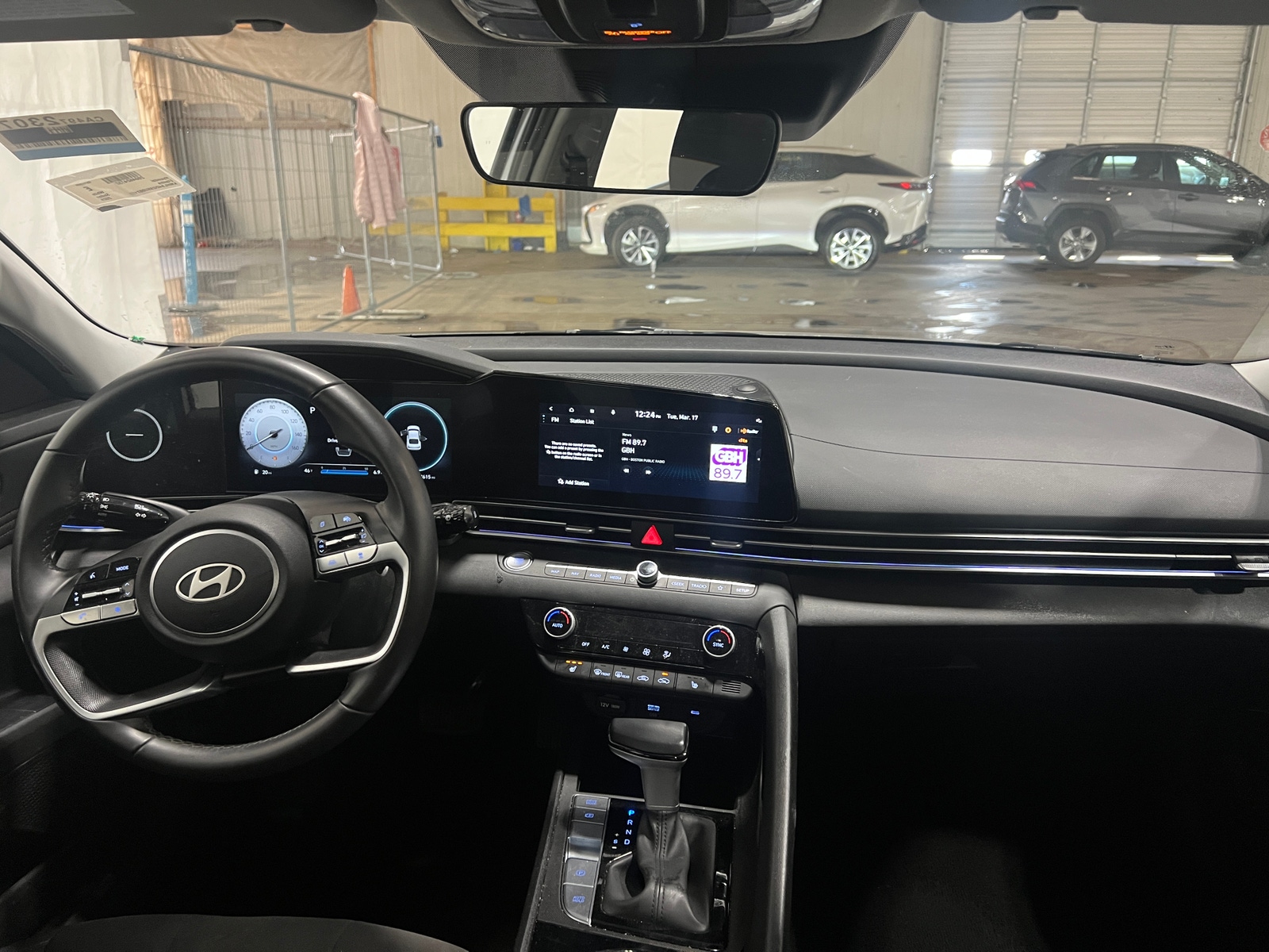 Thumbnail: 2025 Hyundai Elantra - 3