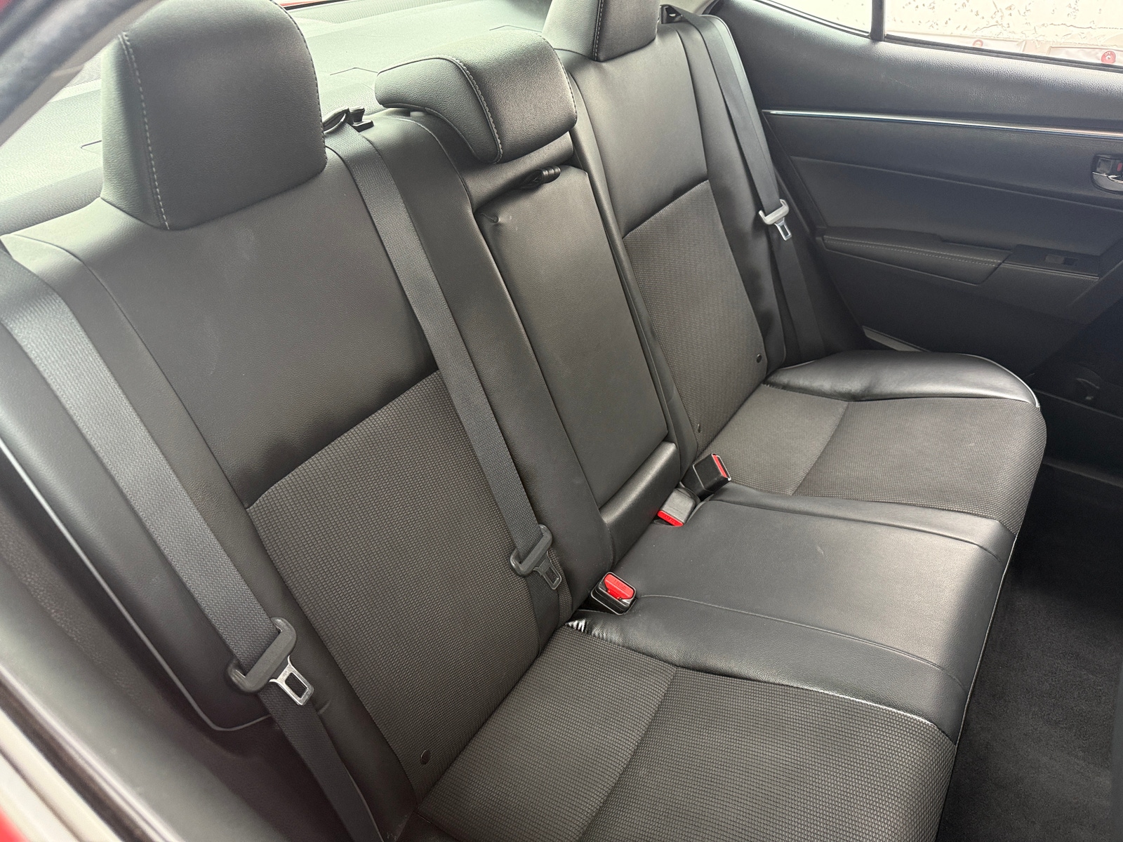 Thumbnail: 2016 Toyota Corolla - 6