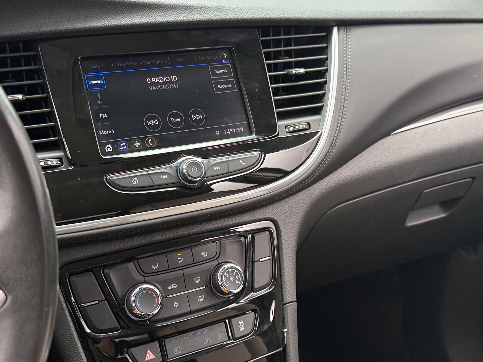 Thumbnail: 2022 Buick Encore - 3