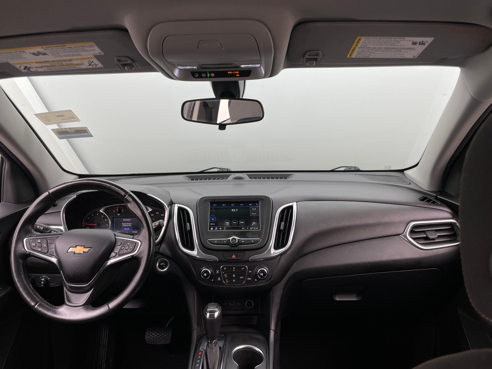 Thumbnail: 2019 Chevrolet Equinox - 3