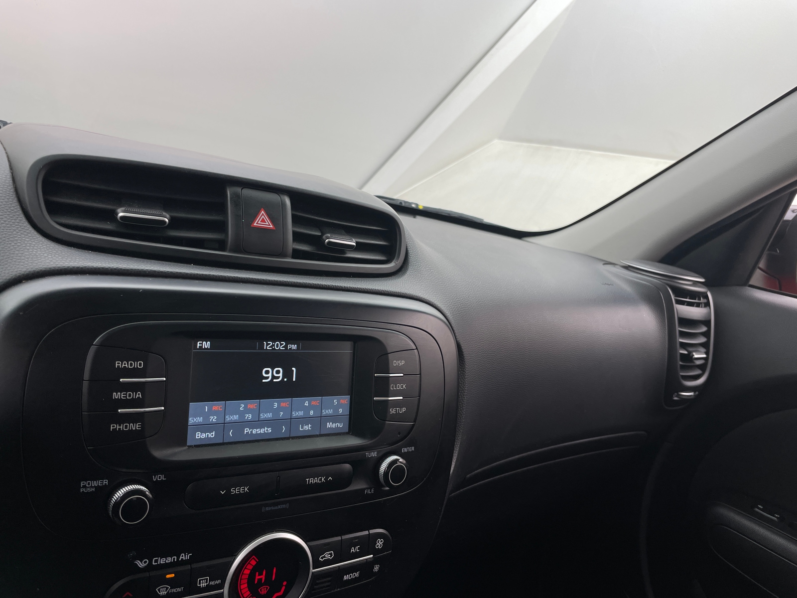 Thumbnail: 2017 Kia Soul - 4