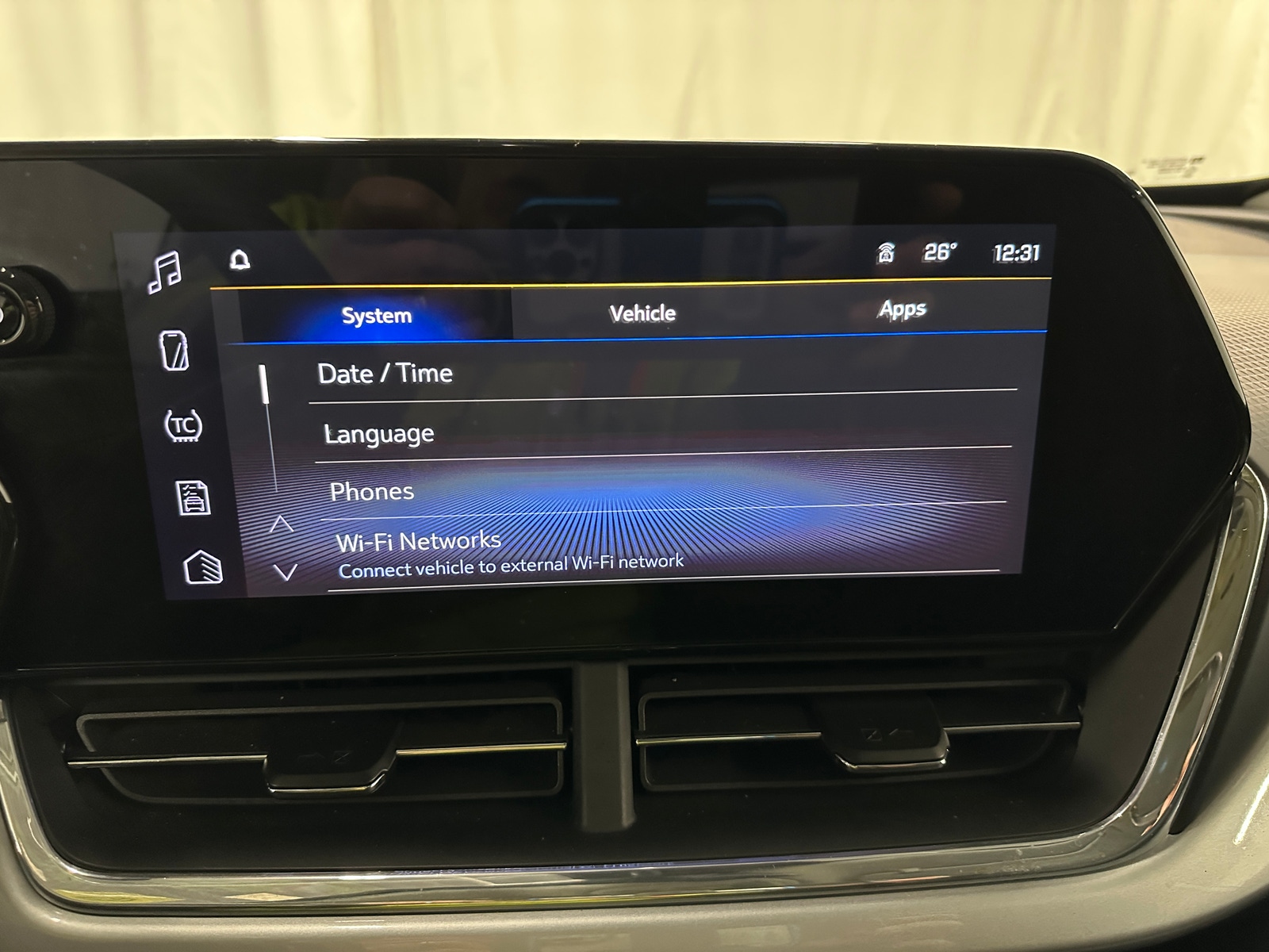 Thumbnail: 2025 Chevrolet Trax - 4