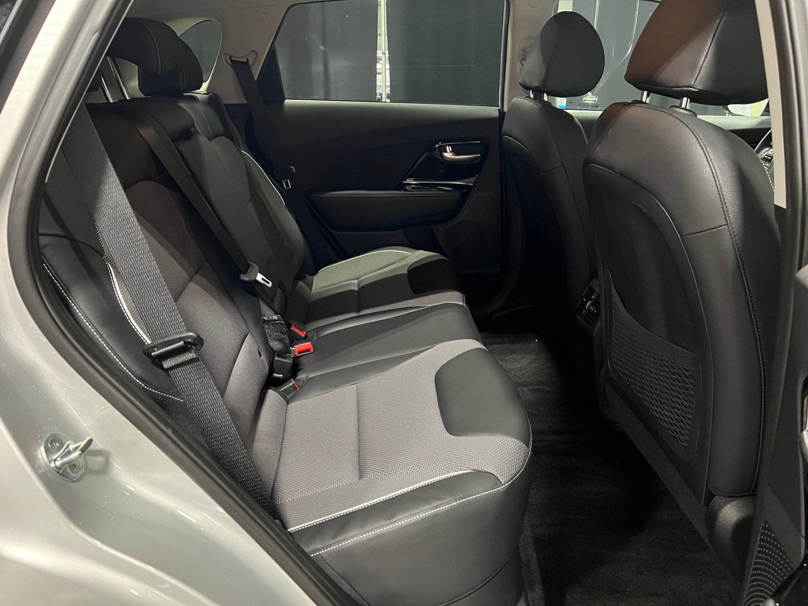 Thumbnail: 2019 Kia Niro - 5