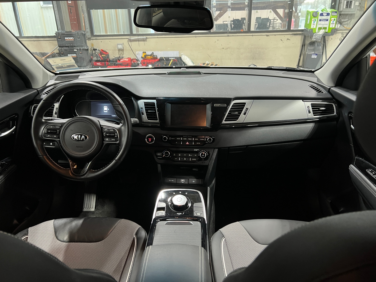 Thumbnail: 2019 Kia Niro - 2