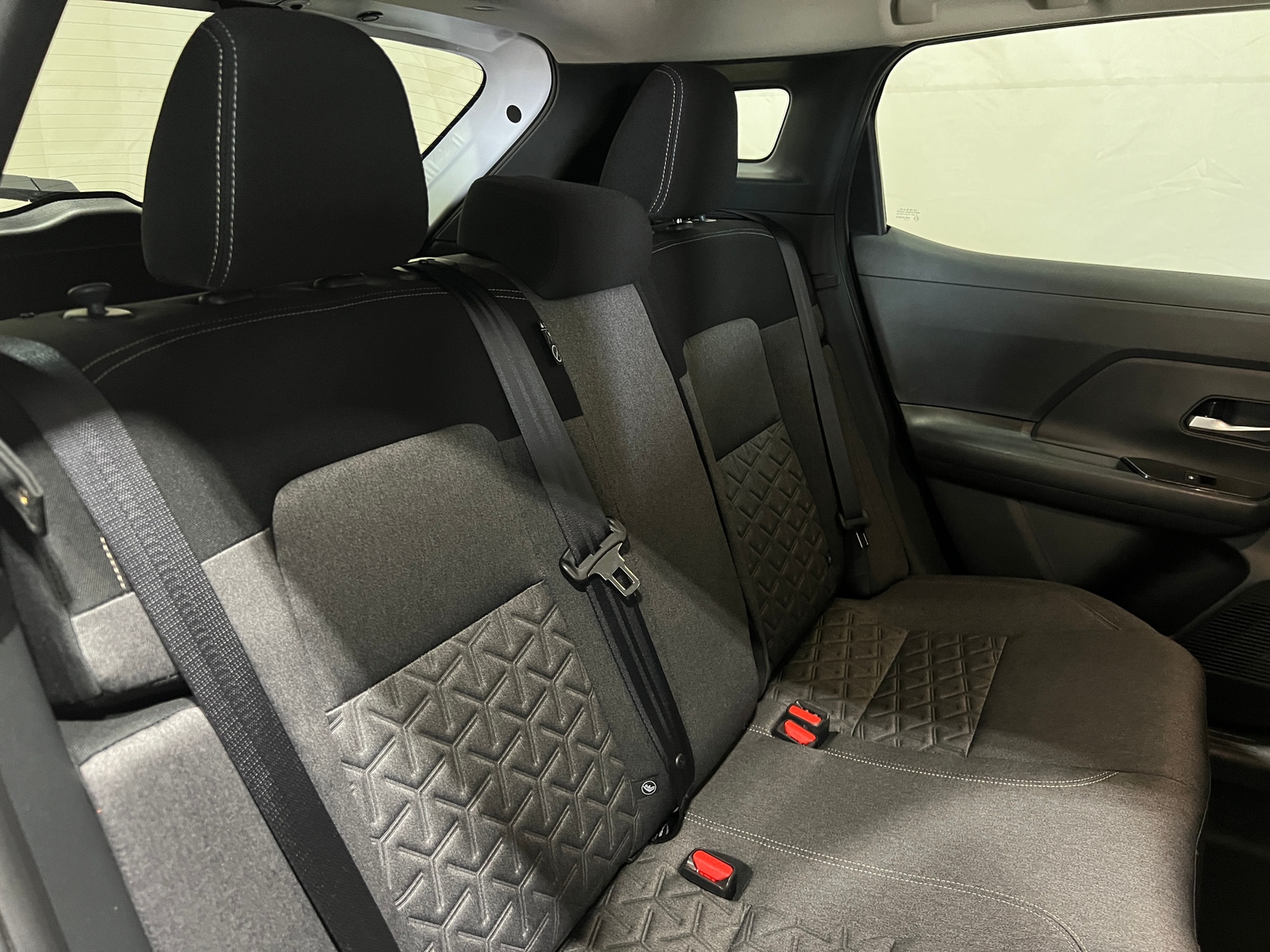 Thumbnail: 2025 Nissan Kicks - 6