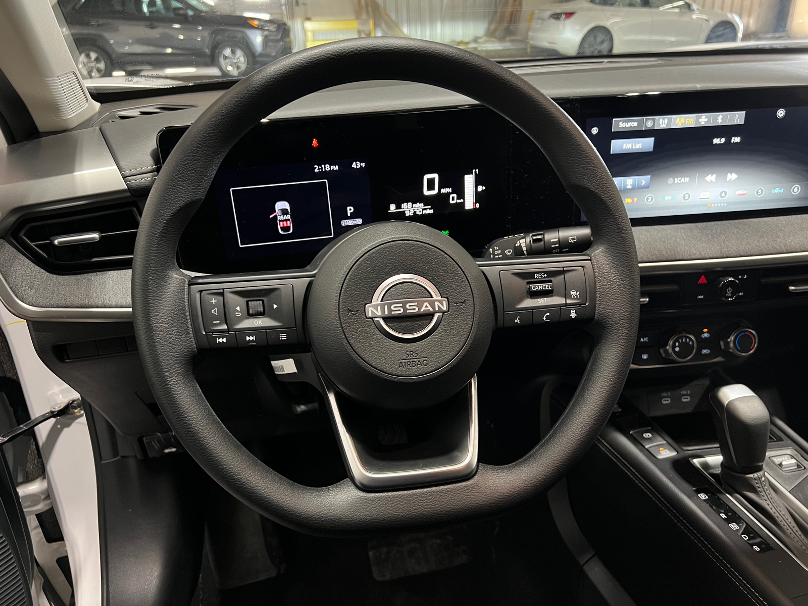 Thumbnail: 2025 Nissan Kicks - 5