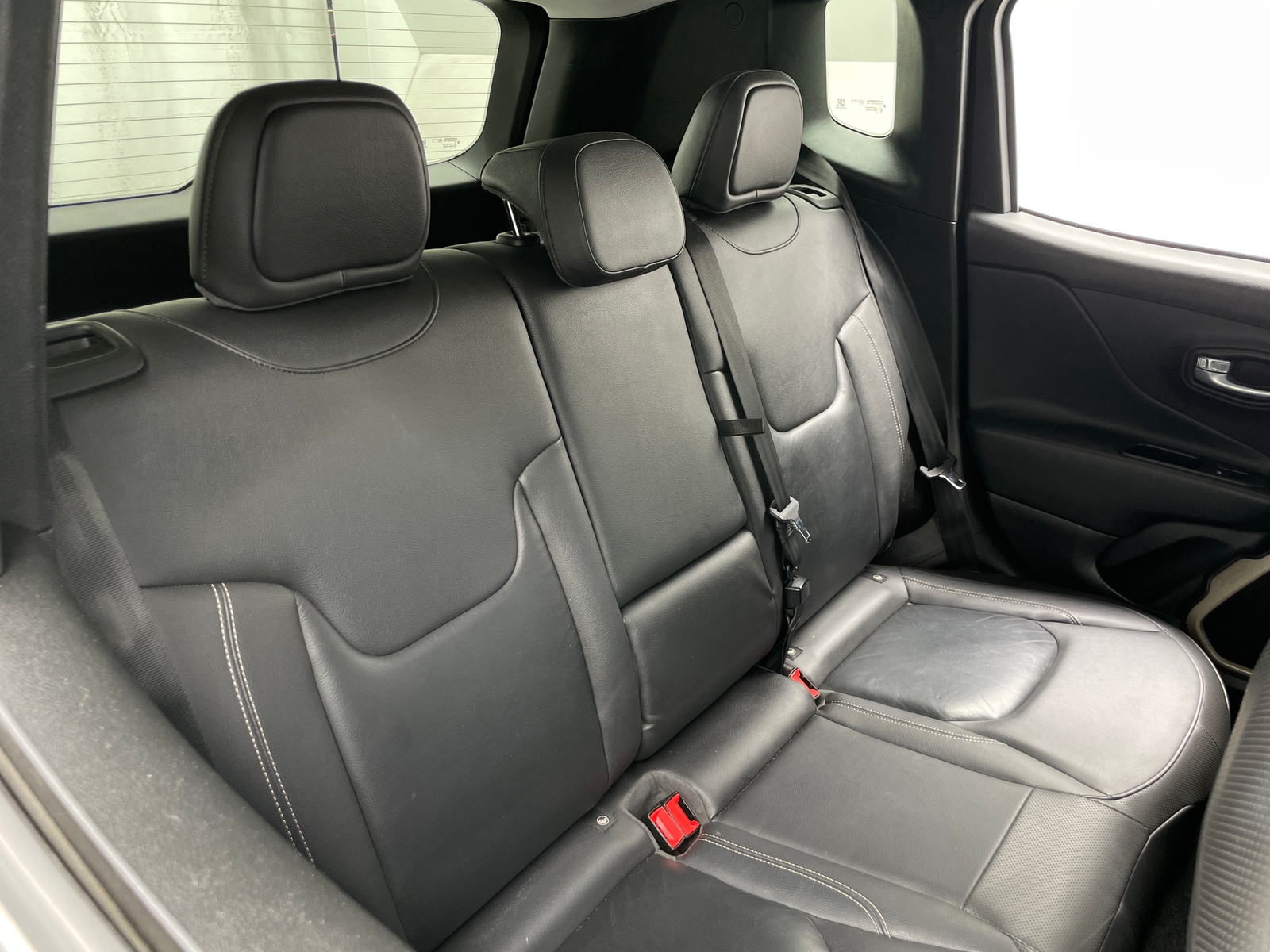 Thumbnail: 2017 Jeep Renegade - 5