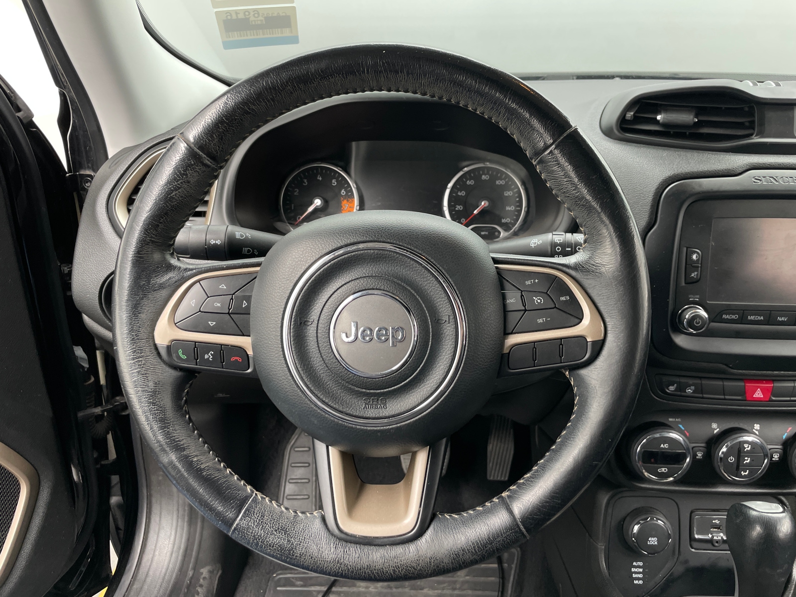 Thumbnail: 2017 Jeep Renegade - 4