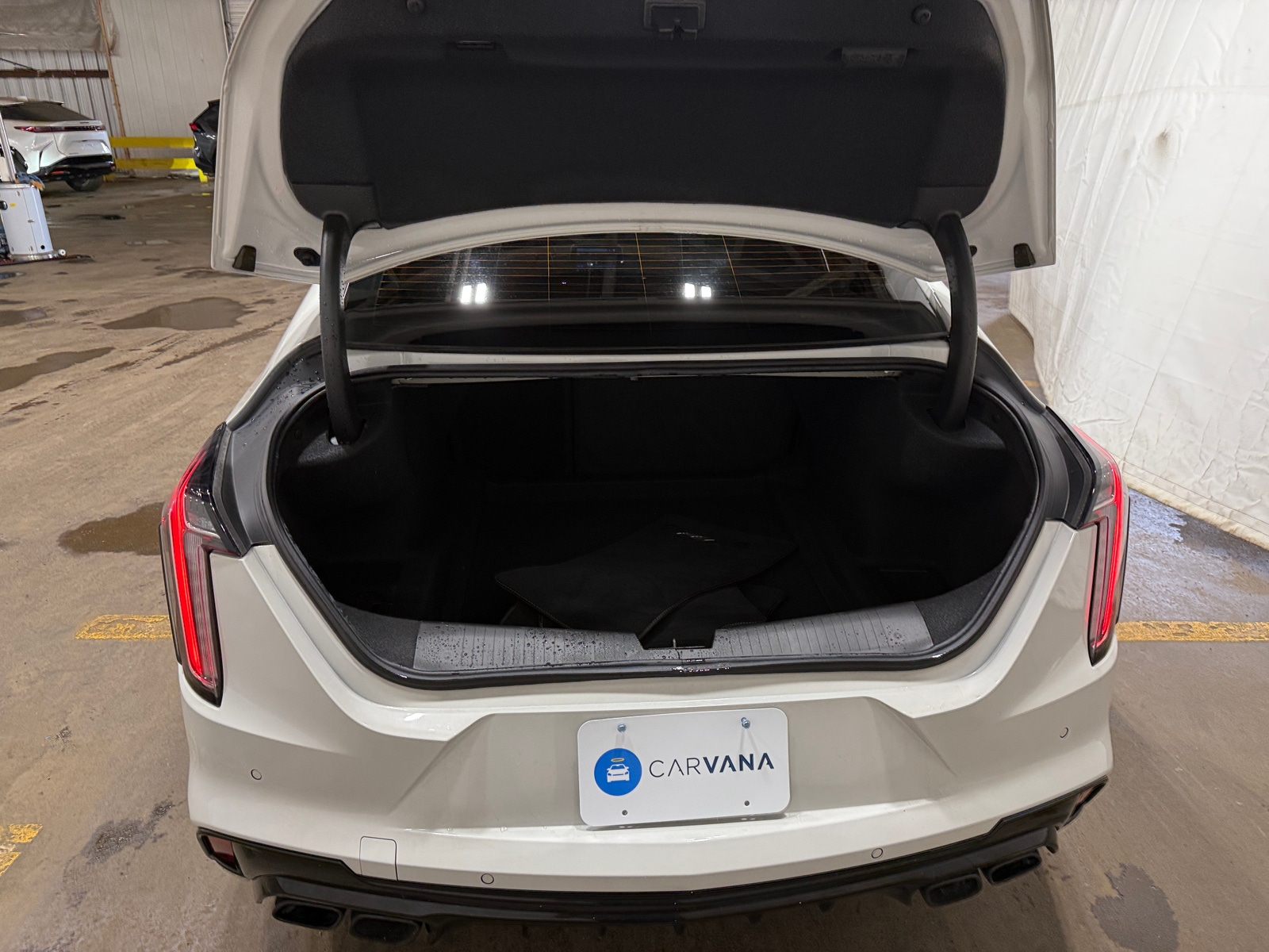 Thumbnail: 2023 Cadillac CT4 - 6