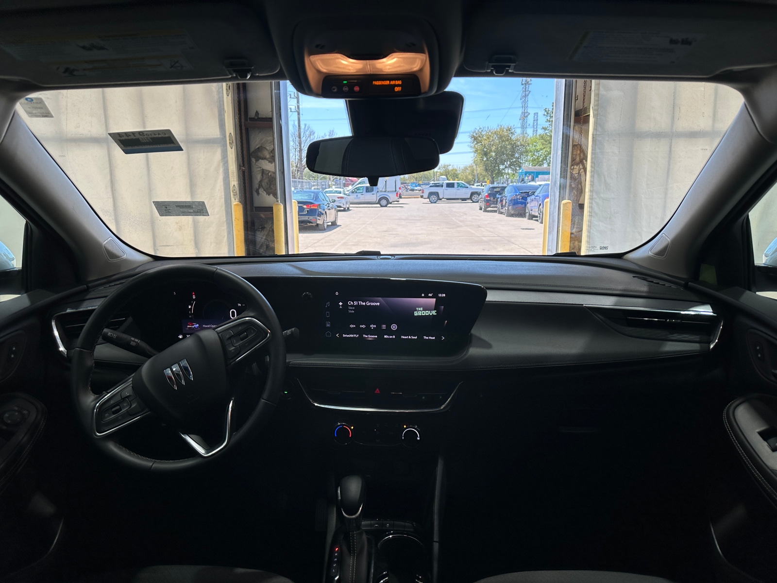 Thumbnail: 2025 Buick Encore GX - 2