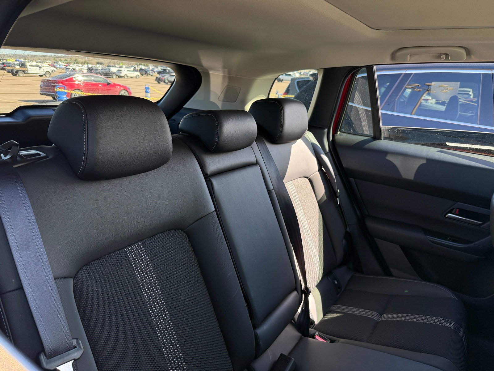 Thumbnail: 2025 Mazda CX-50 - 6