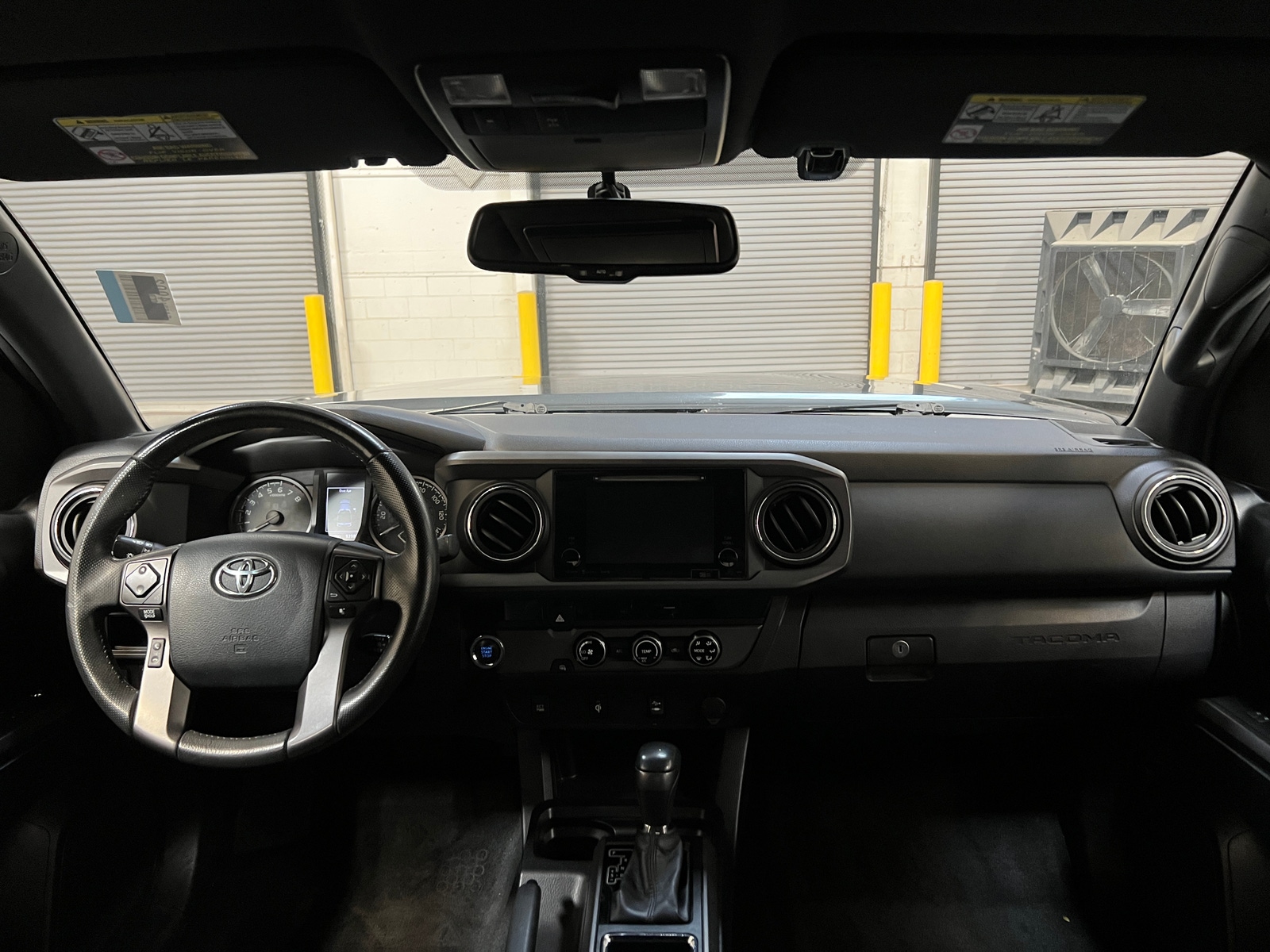 Thumbnail: 2017 Toyota Tacoma - 3