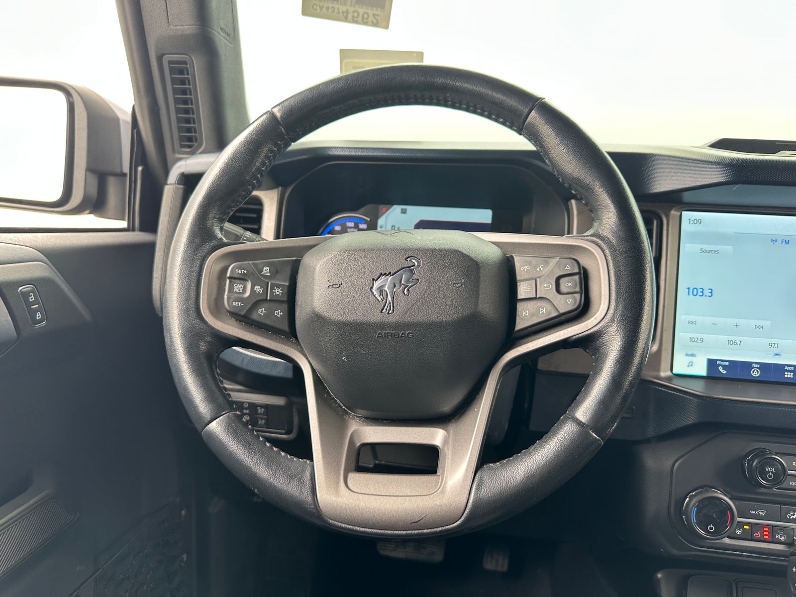 Thumbnail: 2021 Ford Bronco - 4