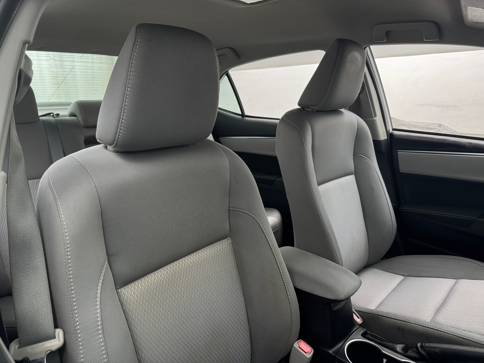 Thumbnail: 2015 Toyota Corolla - 2