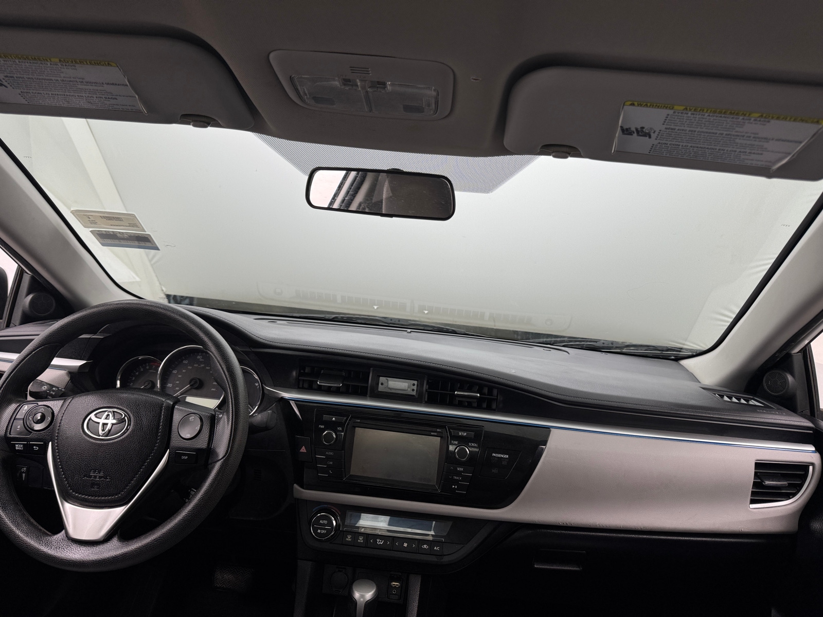 Thumbnail: 2015 Toyota Corolla - 3