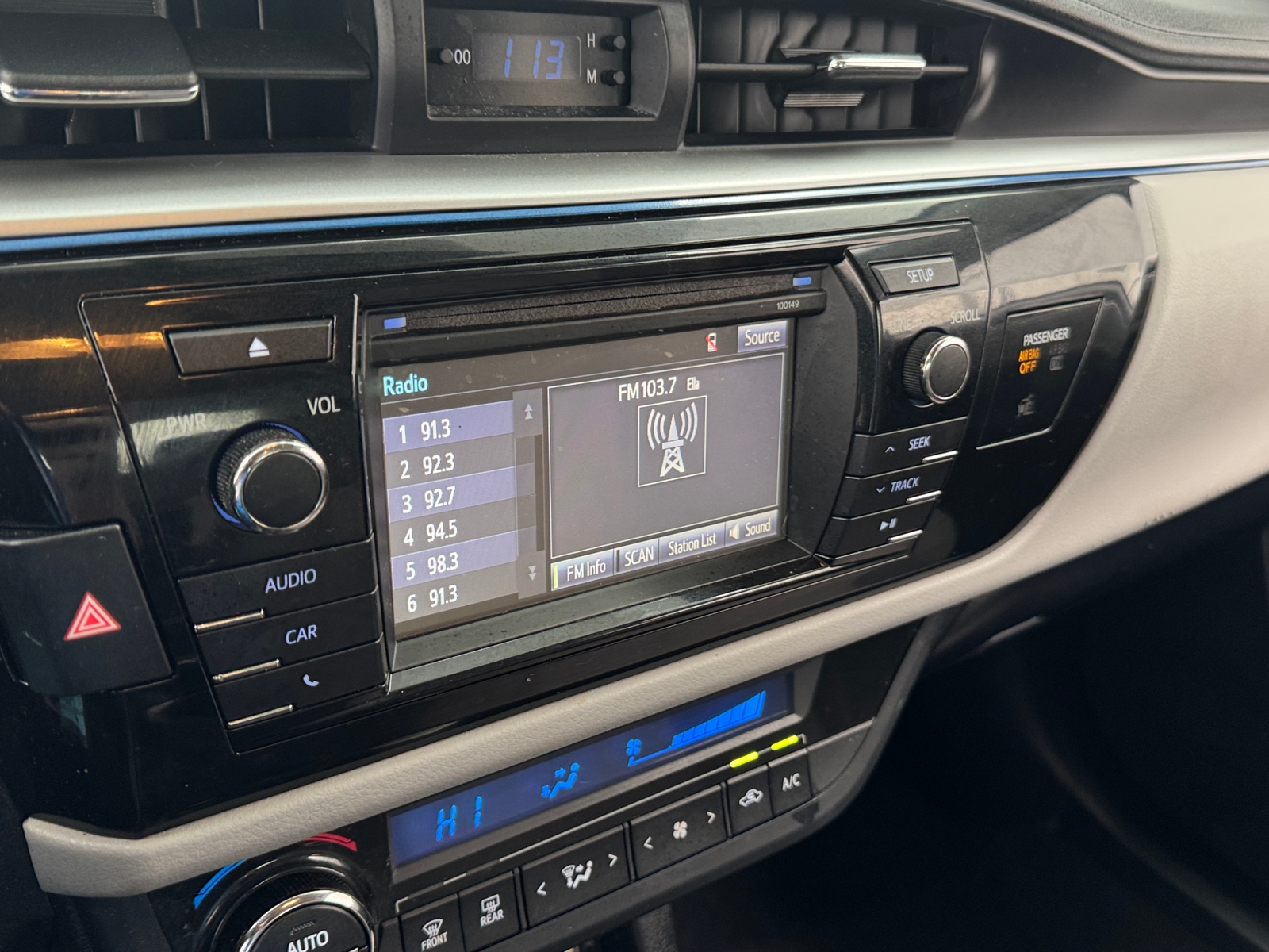 Thumbnail: 2015 Toyota Corolla - 4