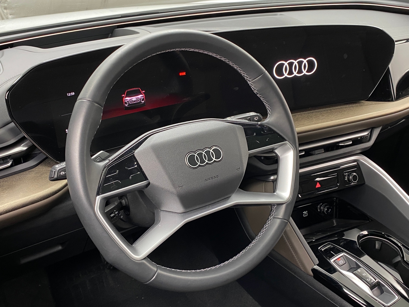 Thumbnail: 2025 Audi Q5 - 4