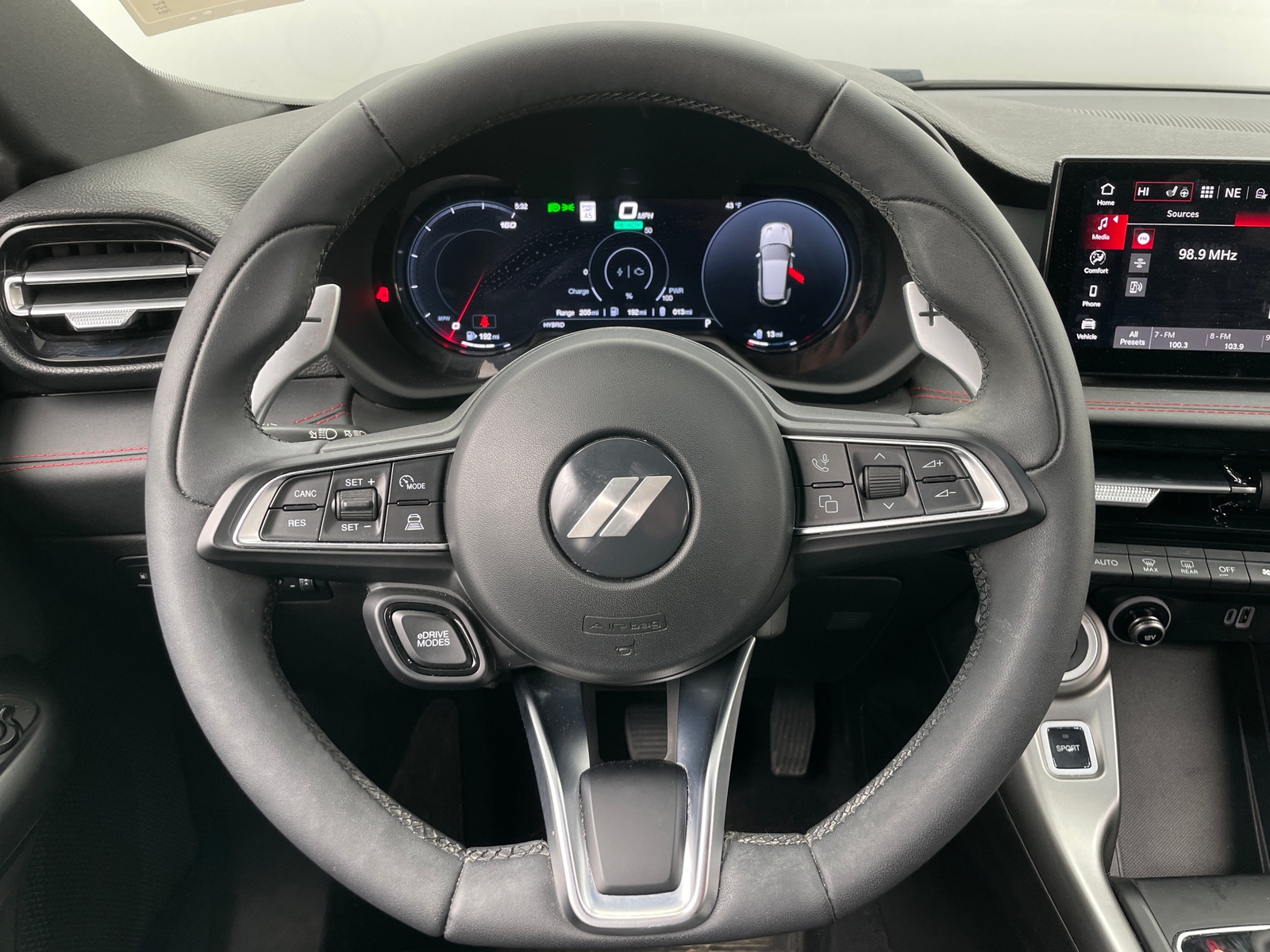 Thumbnail: 2024 Dodge Hornet - 5