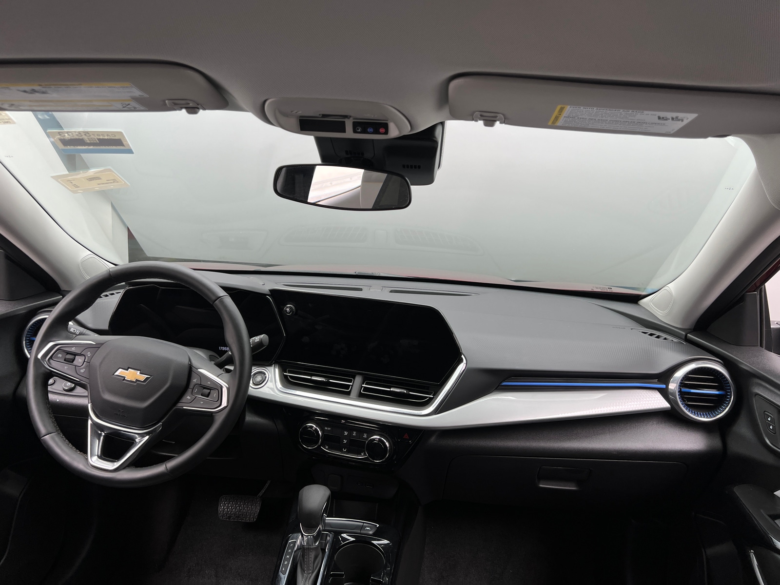 Thumbnail: 2025 Chevrolet Trax - 3