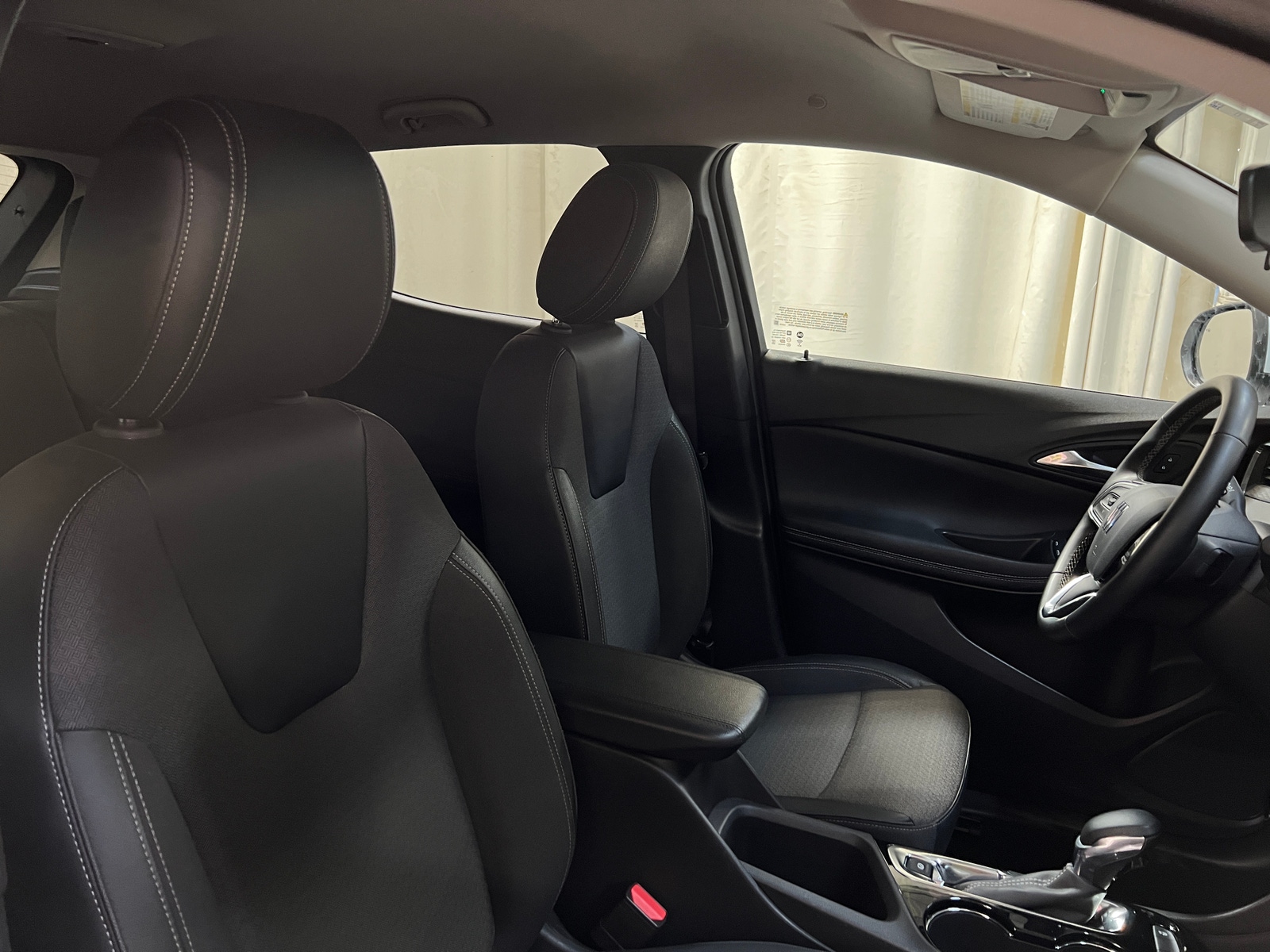 Thumbnail: 2025 Buick Encore GX - 2