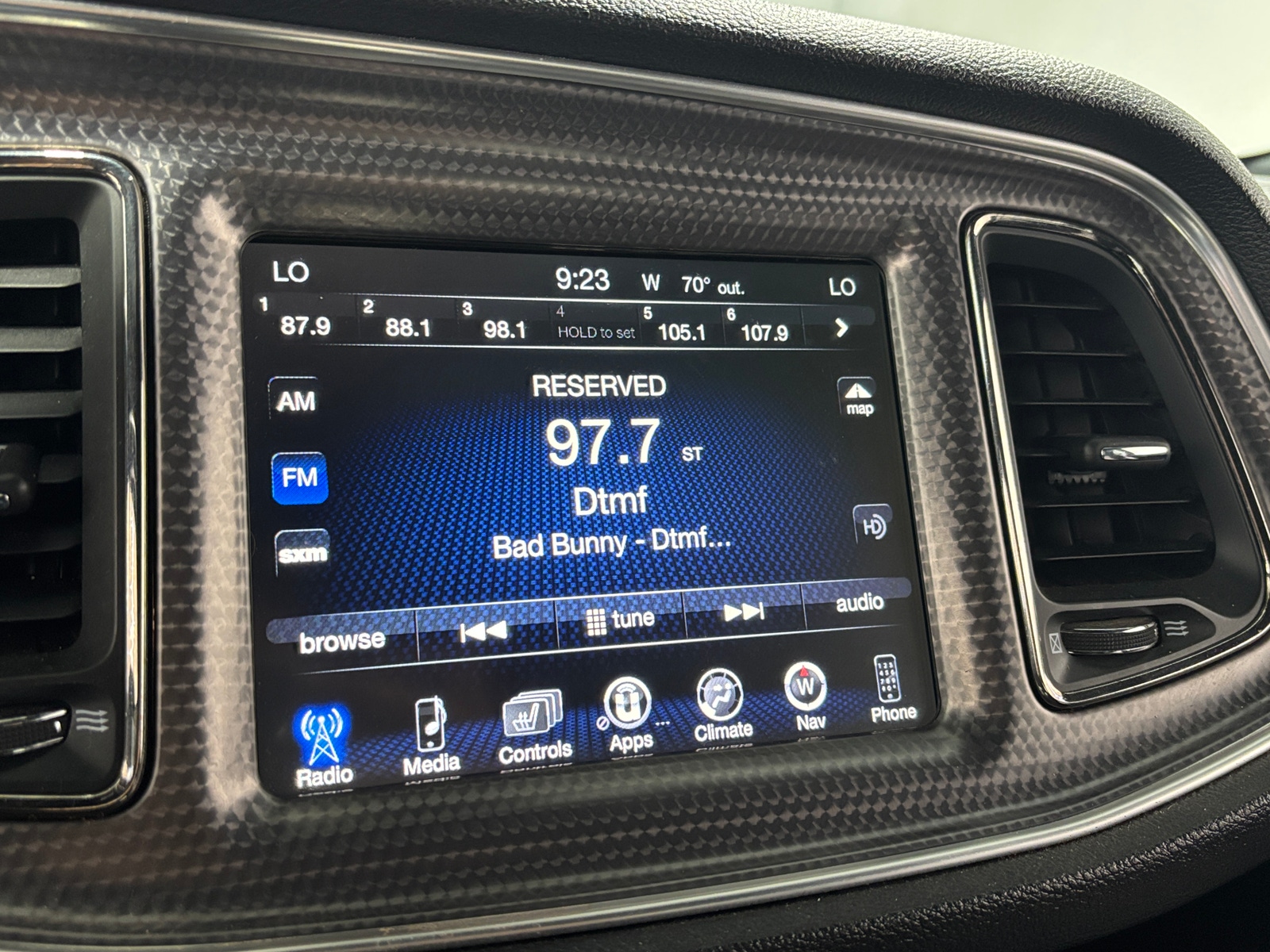 Thumbnail: 2015 Dodge Challenger - 3