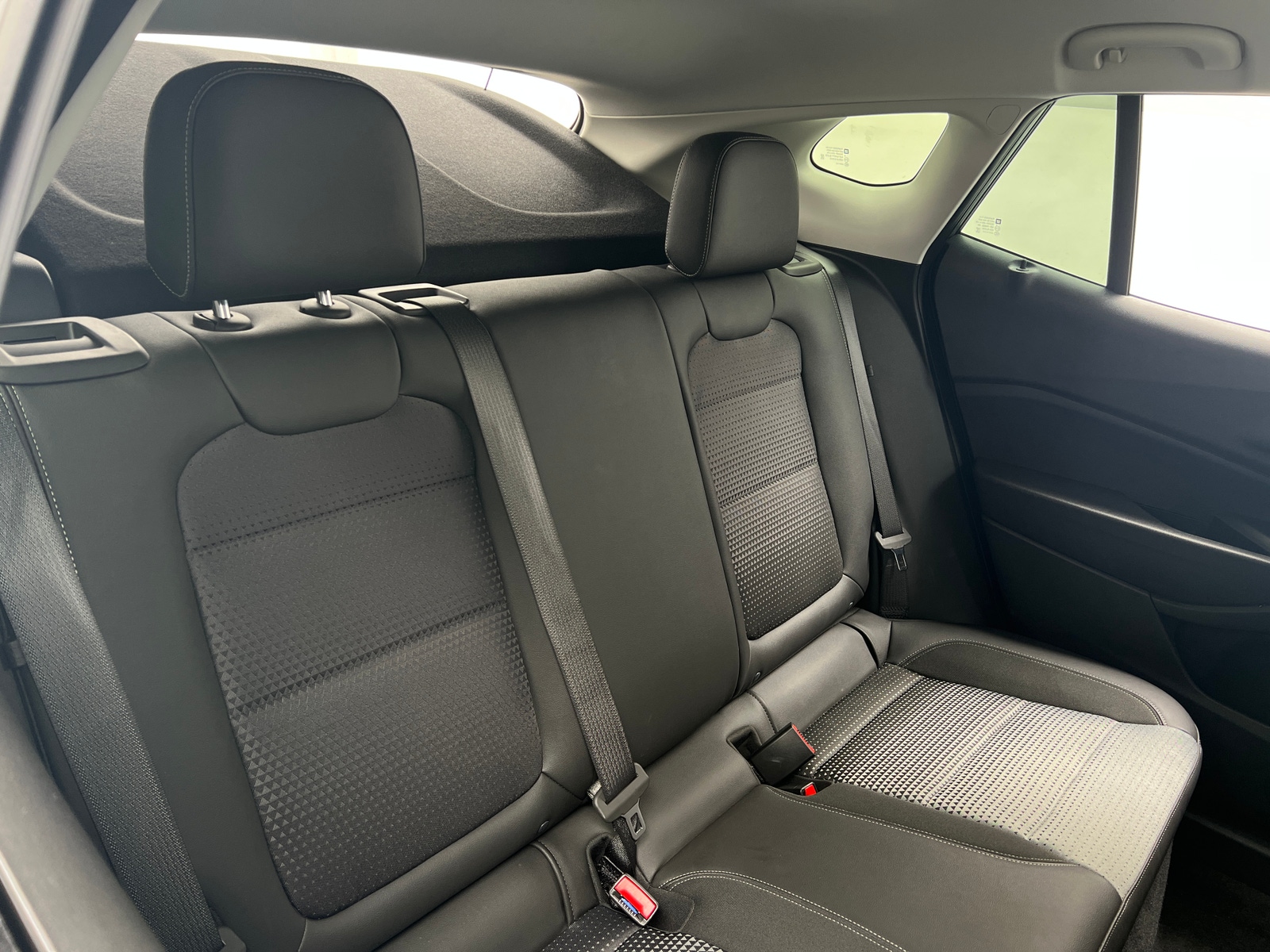 Thumbnail: 2025 Chevrolet Trax - 6