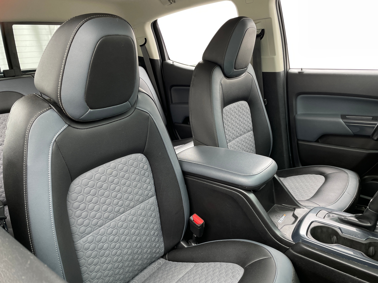 Thumbnail: 2020 Chevrolet Colorado - 2