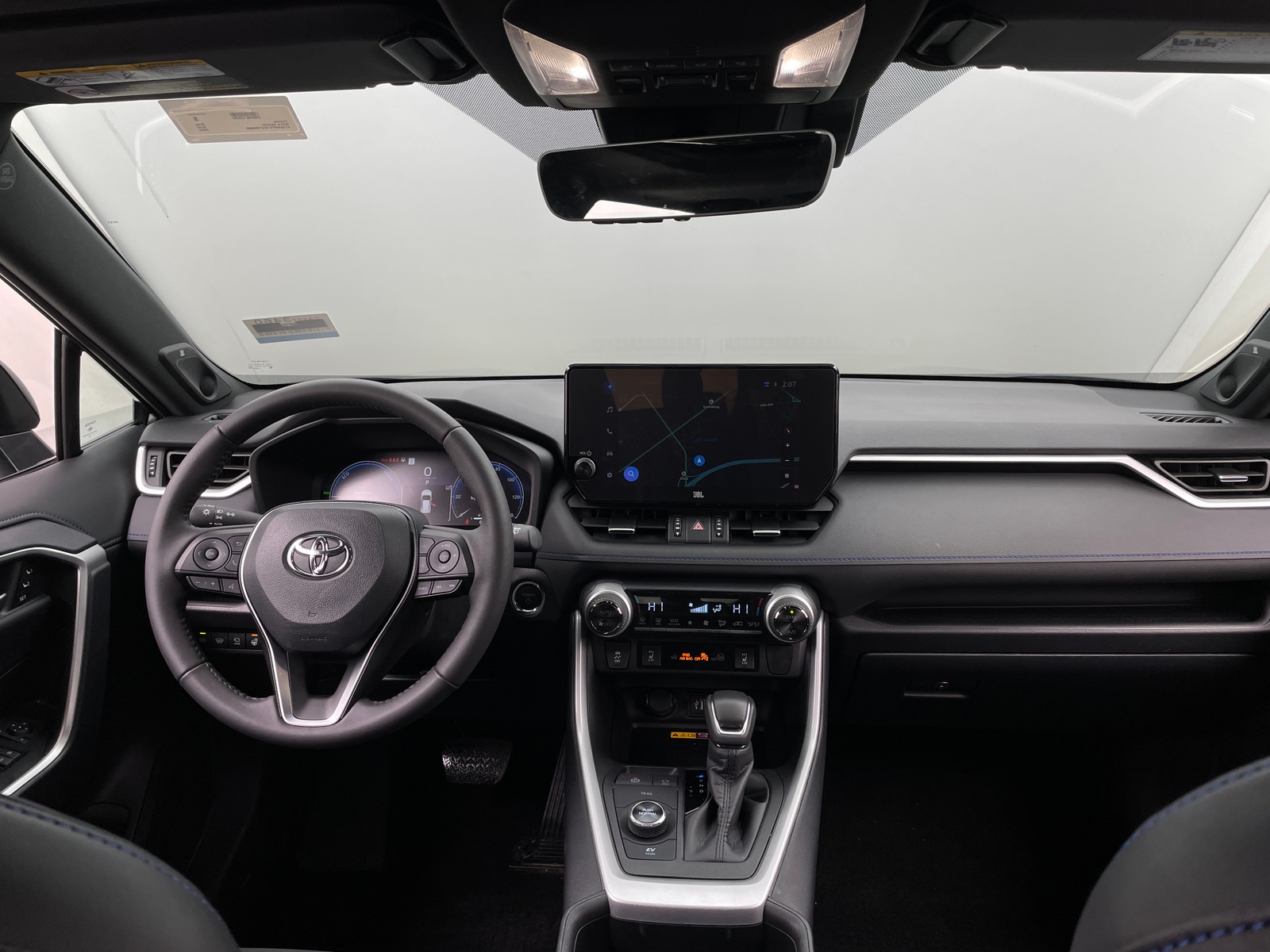 Thumbnail: 2025 Toyota RAV4 - 3