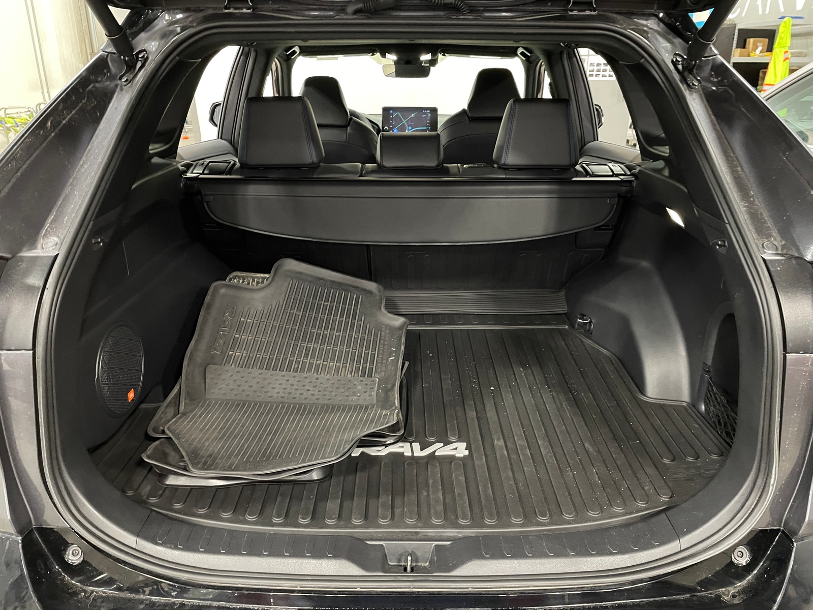 Thumbnail: 2025 Toyota RAV4 - 7