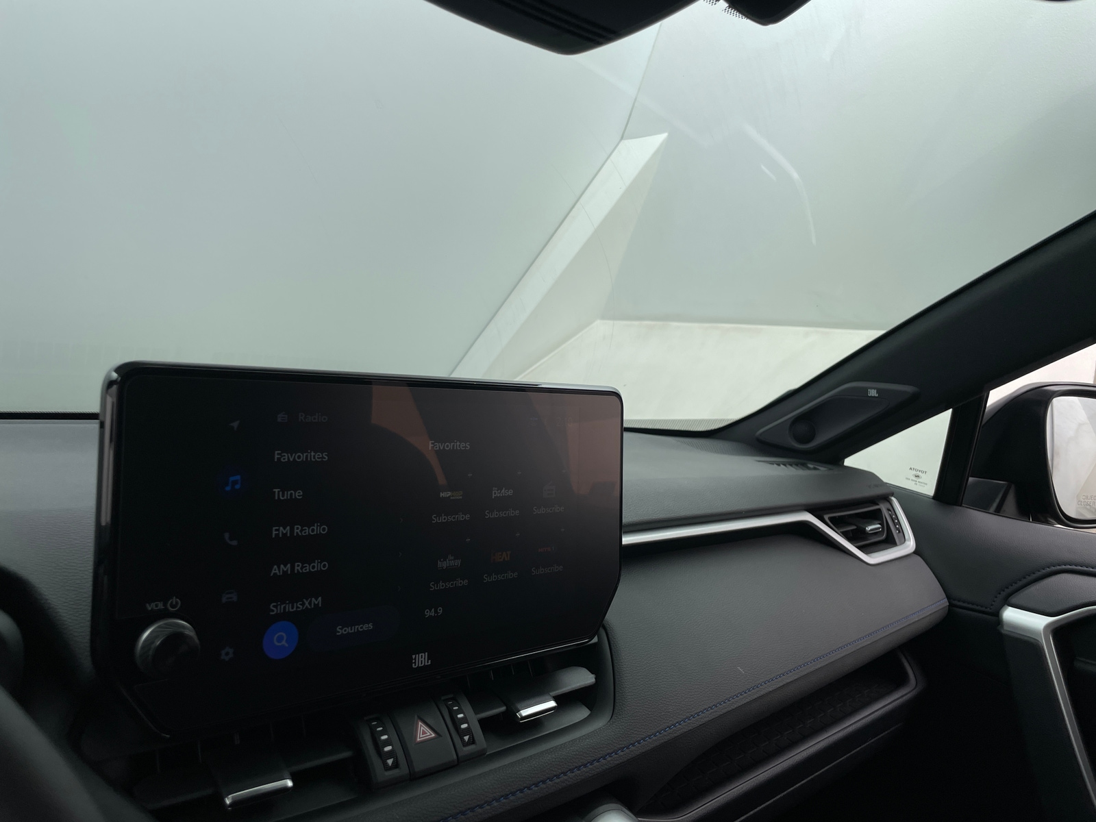 Thumbnail: 2025 Toyota RAV4 - 4