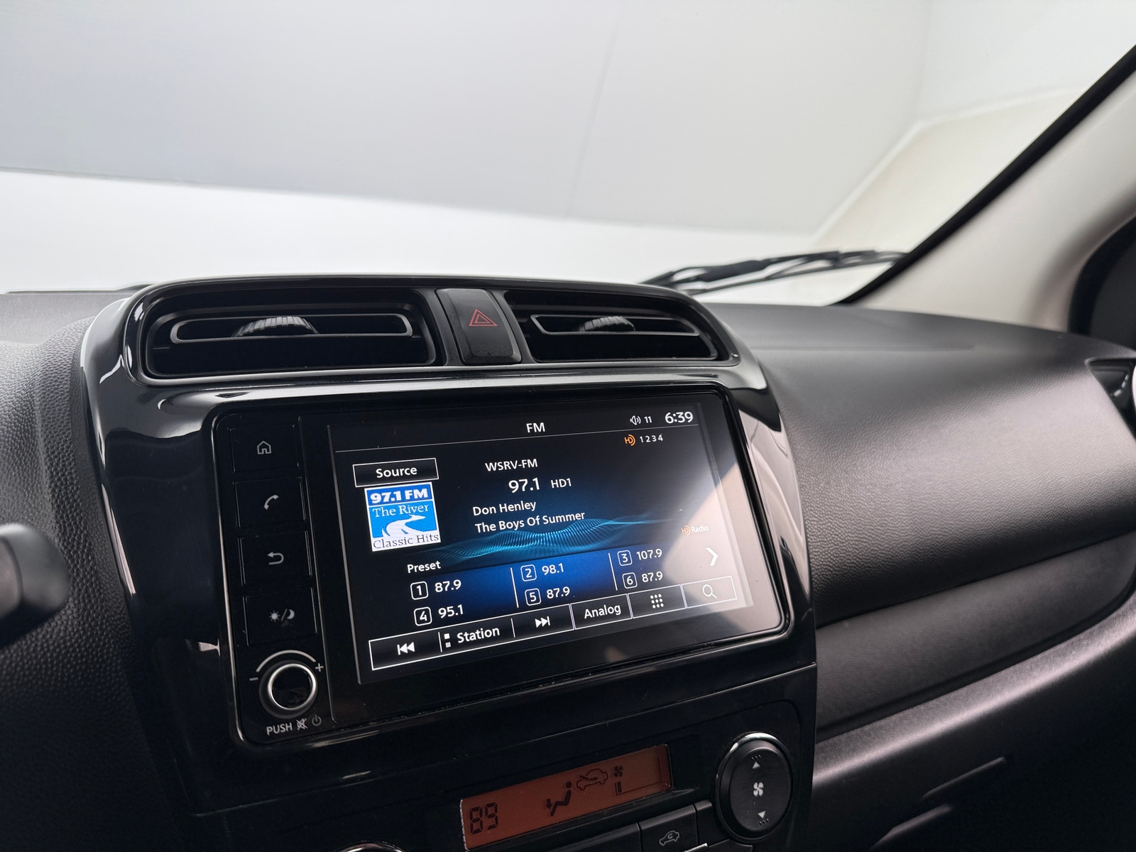 Thumbnail: 2022 Mitsubishi Mirage - 4