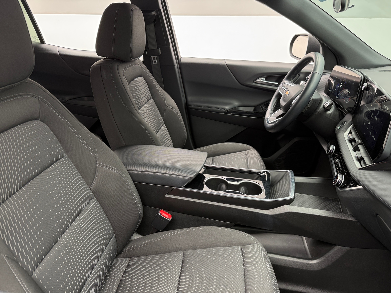 Thumbnail: 2025 Chevrolet Equinox - 2