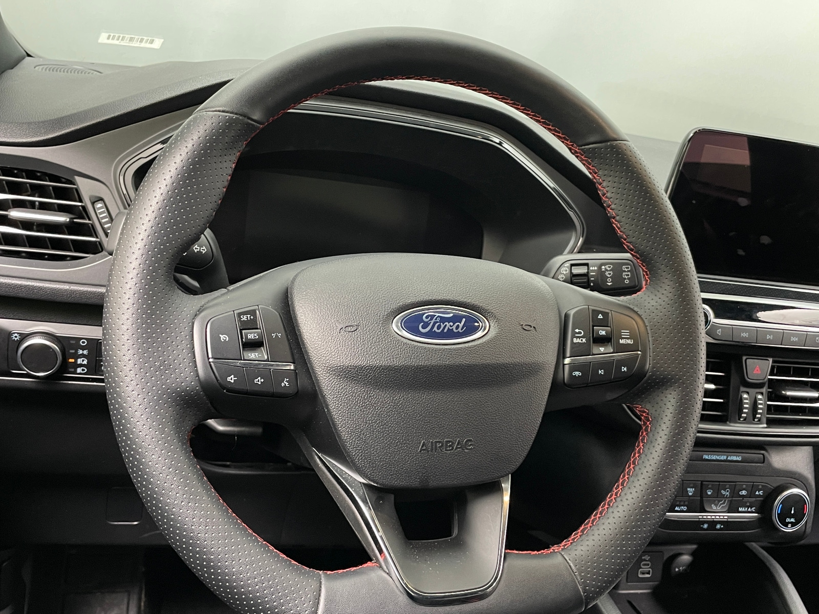 Thumbnail: 2025 Ford Escape - 5