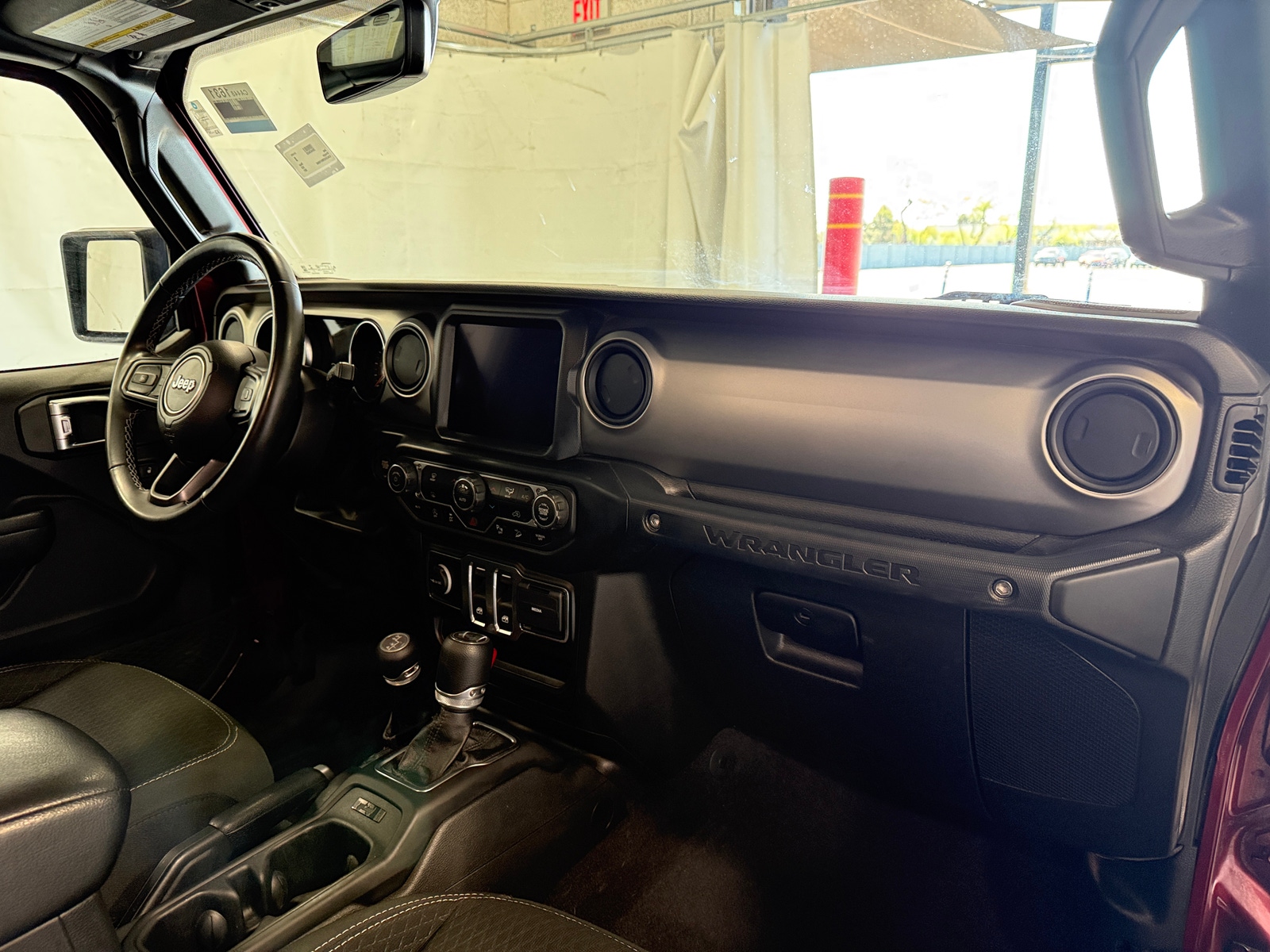 Thumbnail: 2021 Jeep Wrangler - 3