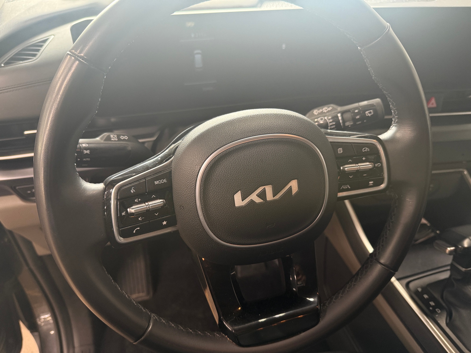 Thumbnail: 2025 Kia Carnival - 4