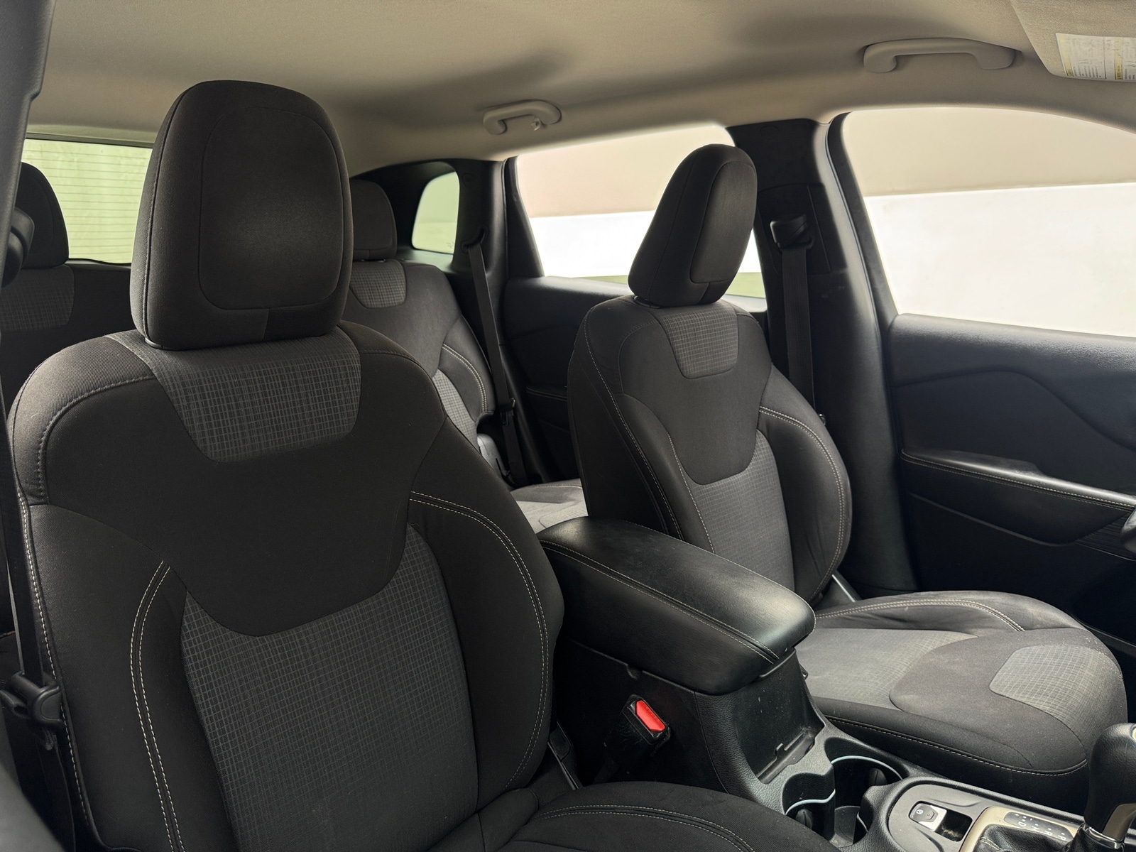 Thumbnail: 2015 Jeep Cherokee - 2