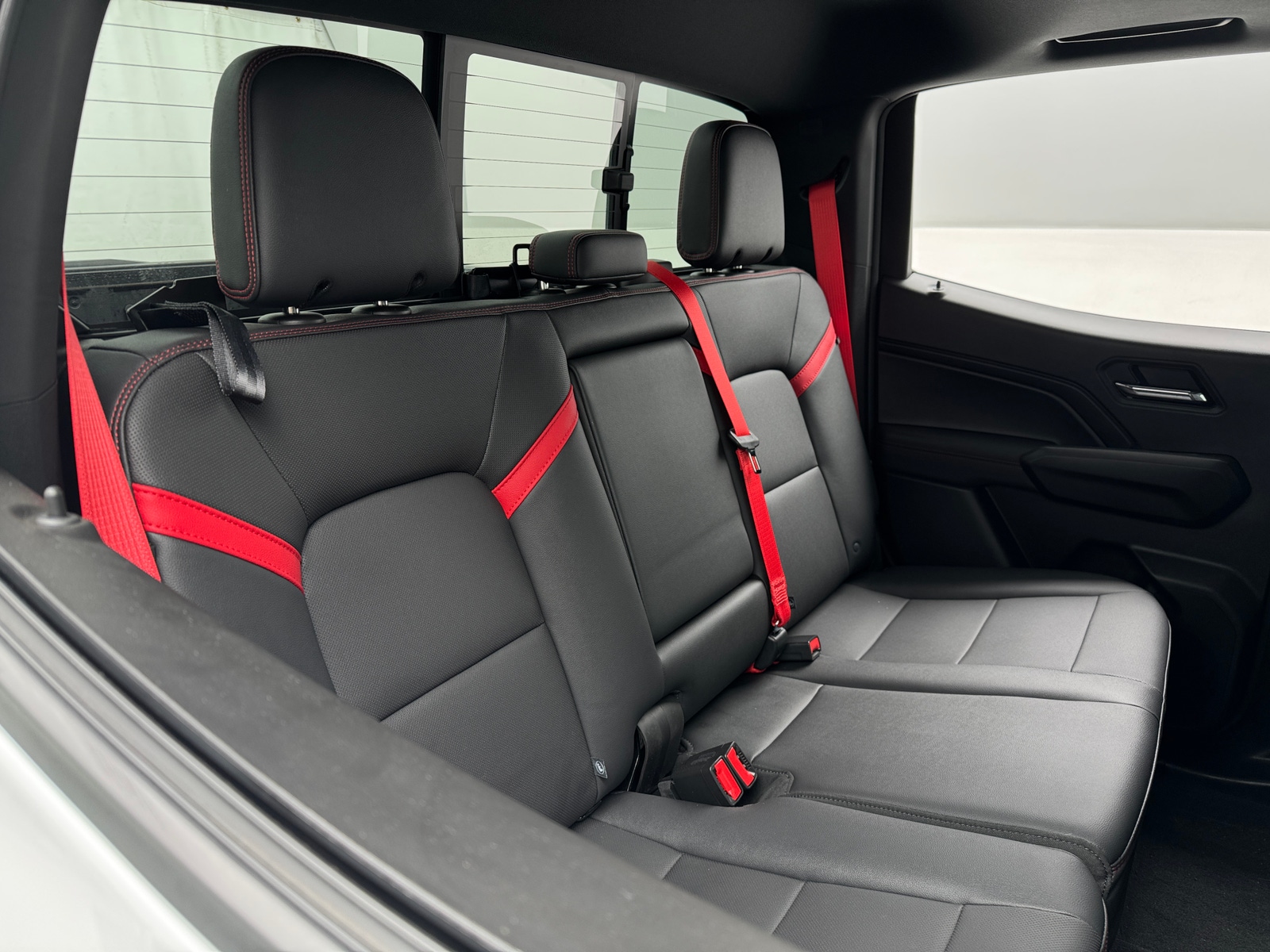 Thumbnail: 2024 Chevrolet Colorado - 5