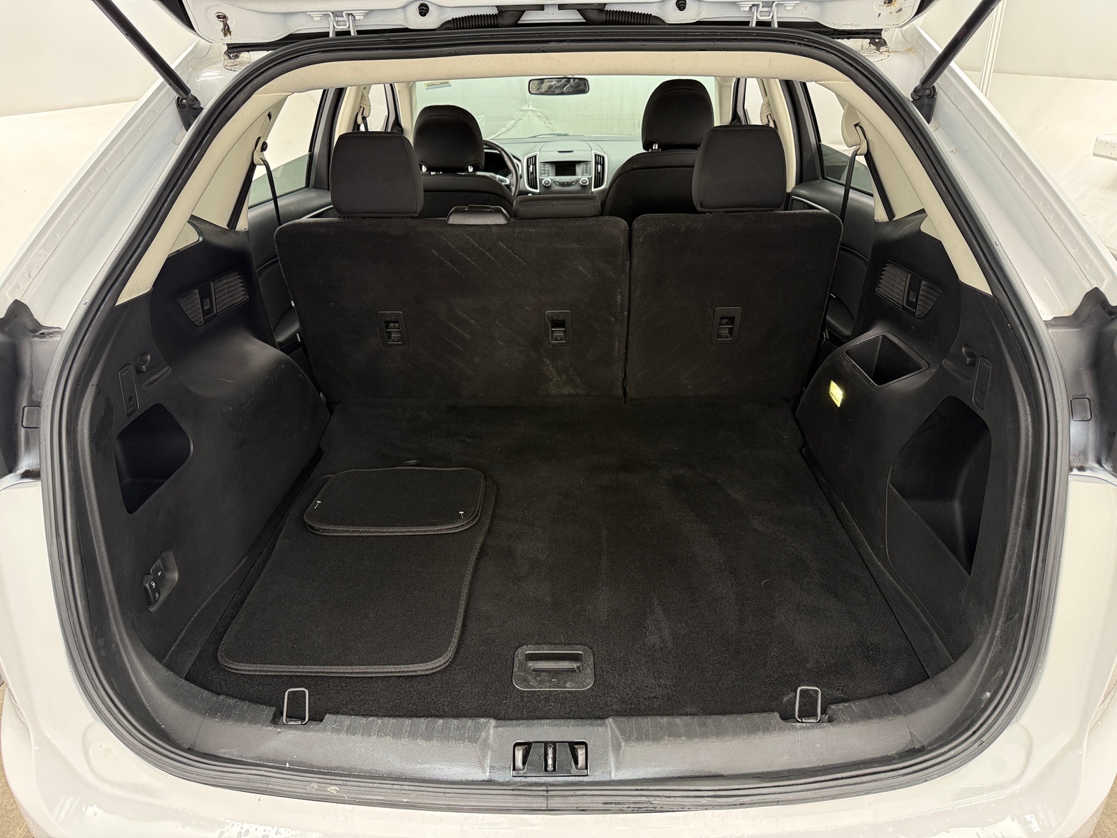 Thumbnail: 2015 Ford Edge - 7