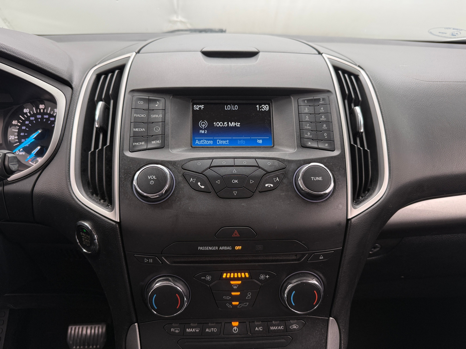 Thumbnail: 2015 Ford Edge - 4