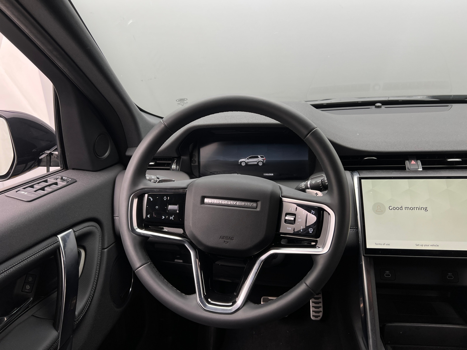 Thumbnail: 2024 Land Rover Discovery Sport - 4