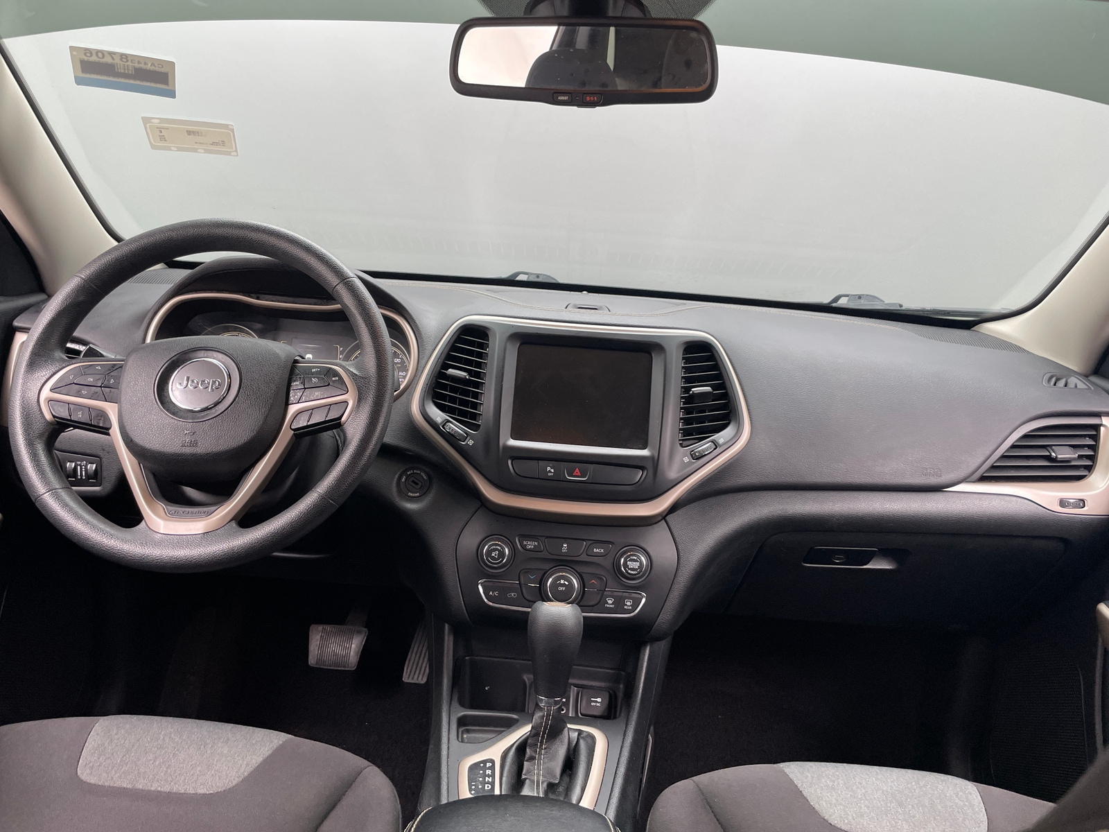 Thumbnail: 2018 Jeep Cherokee - 3