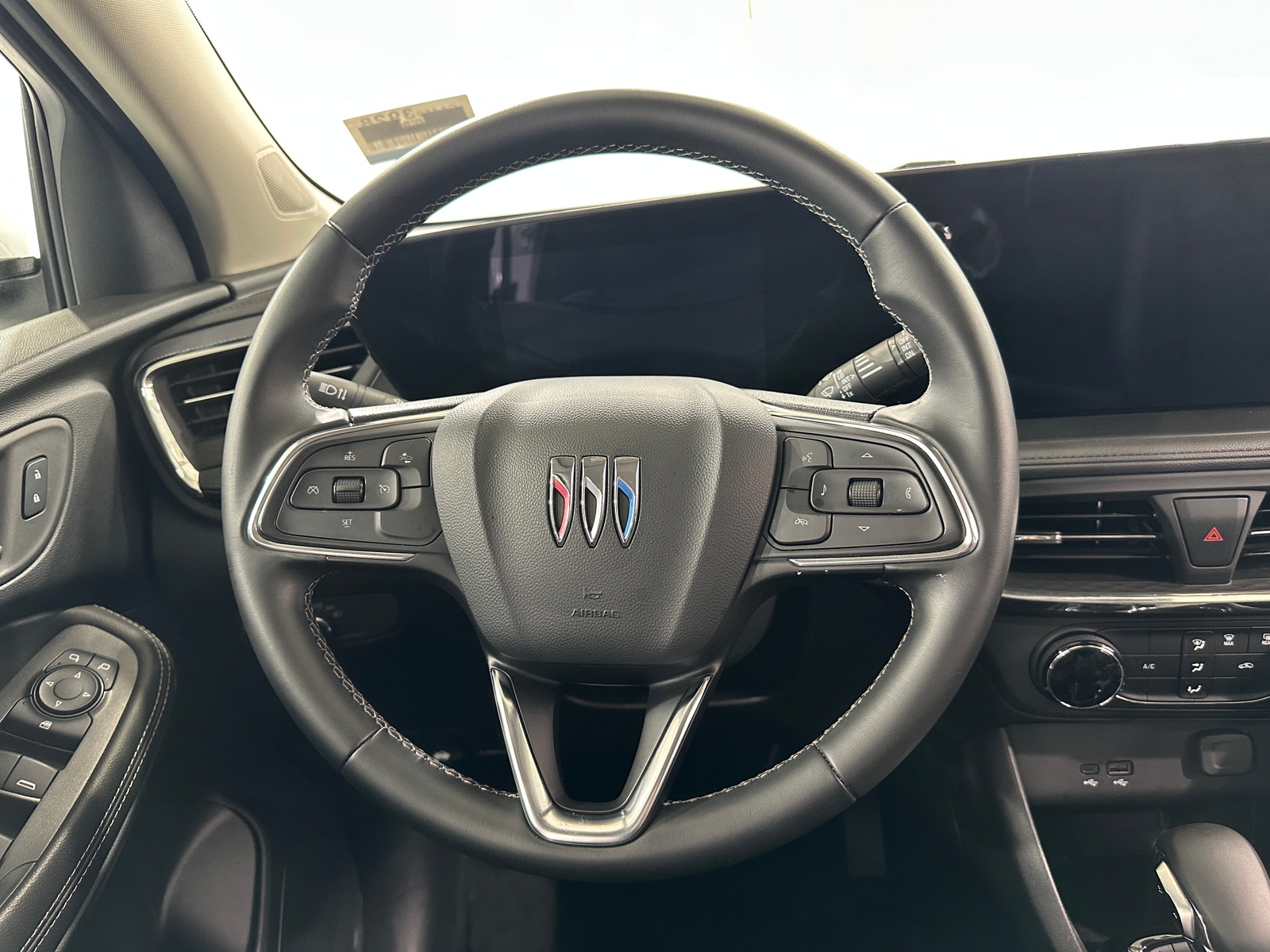 Thumbnail: 2025 Buick Encore GX - 5