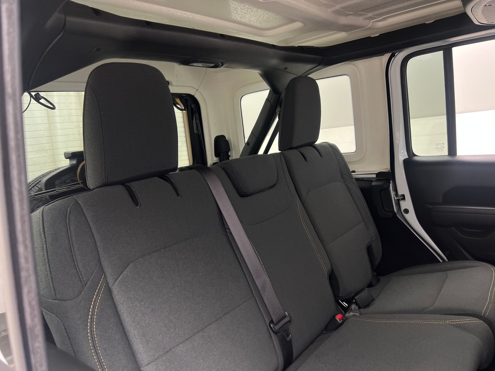 Thumbnail: 2025 Jeep Wrangler - 6