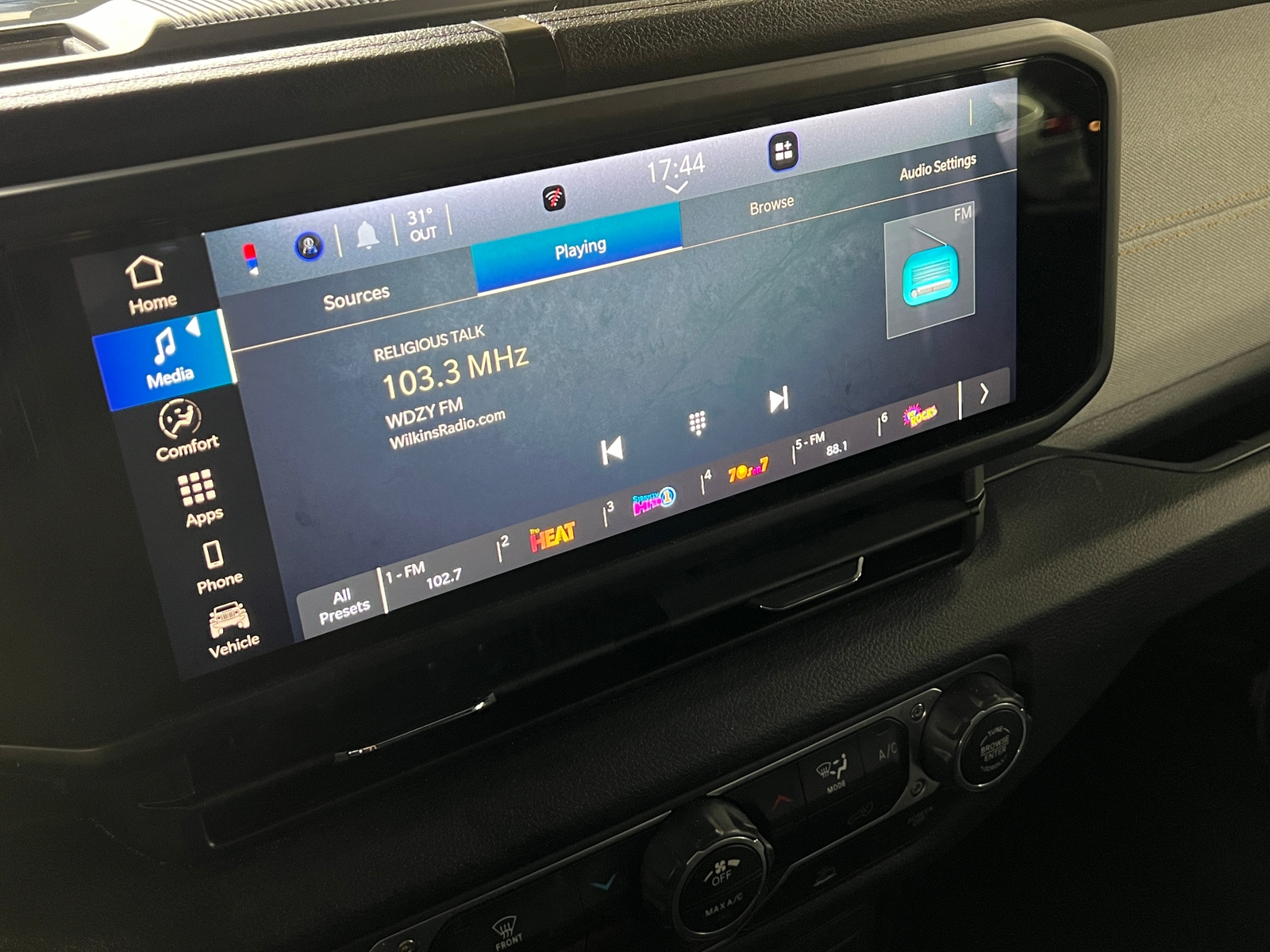 Thumbnail: 2025 Jeep Wrangler - 4