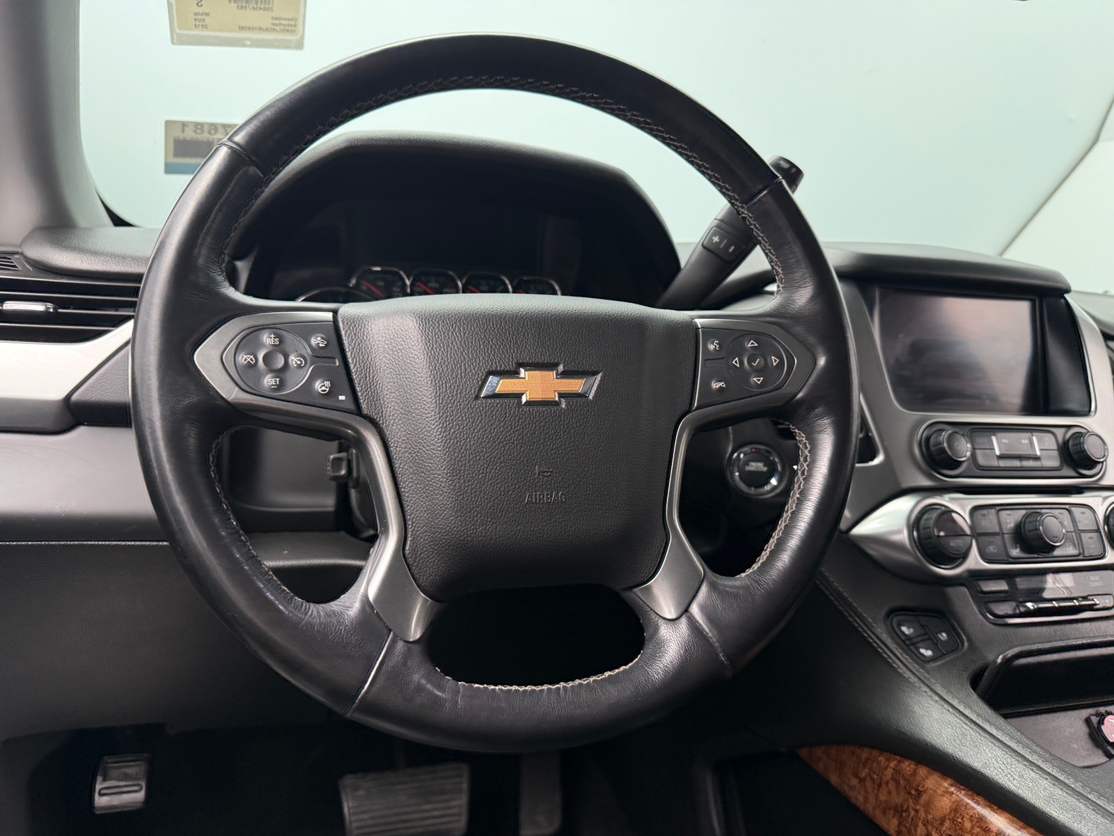 Thumbnail: 2018 Chevrolet Suburban - 4